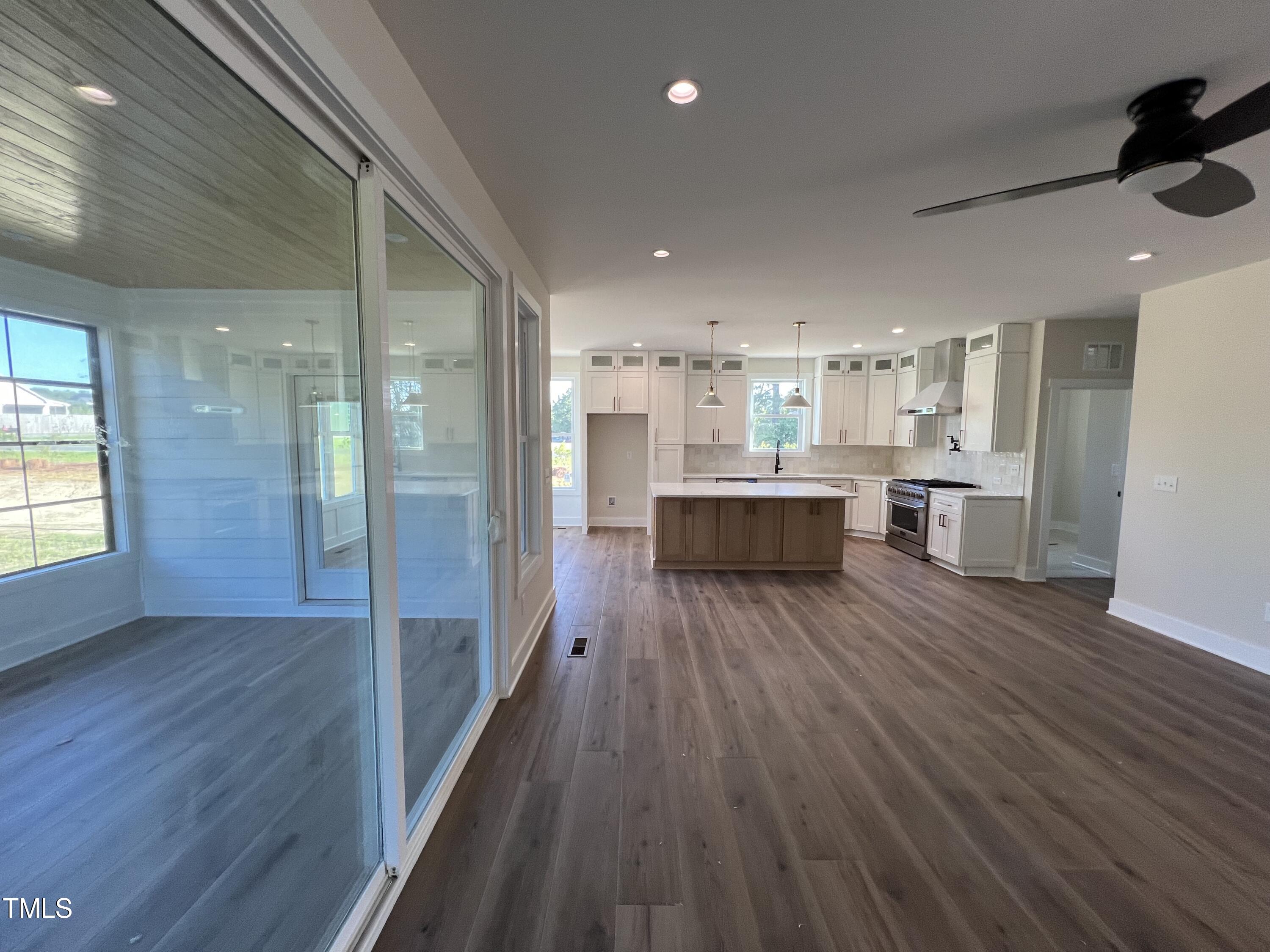 20 Warner Hill Court