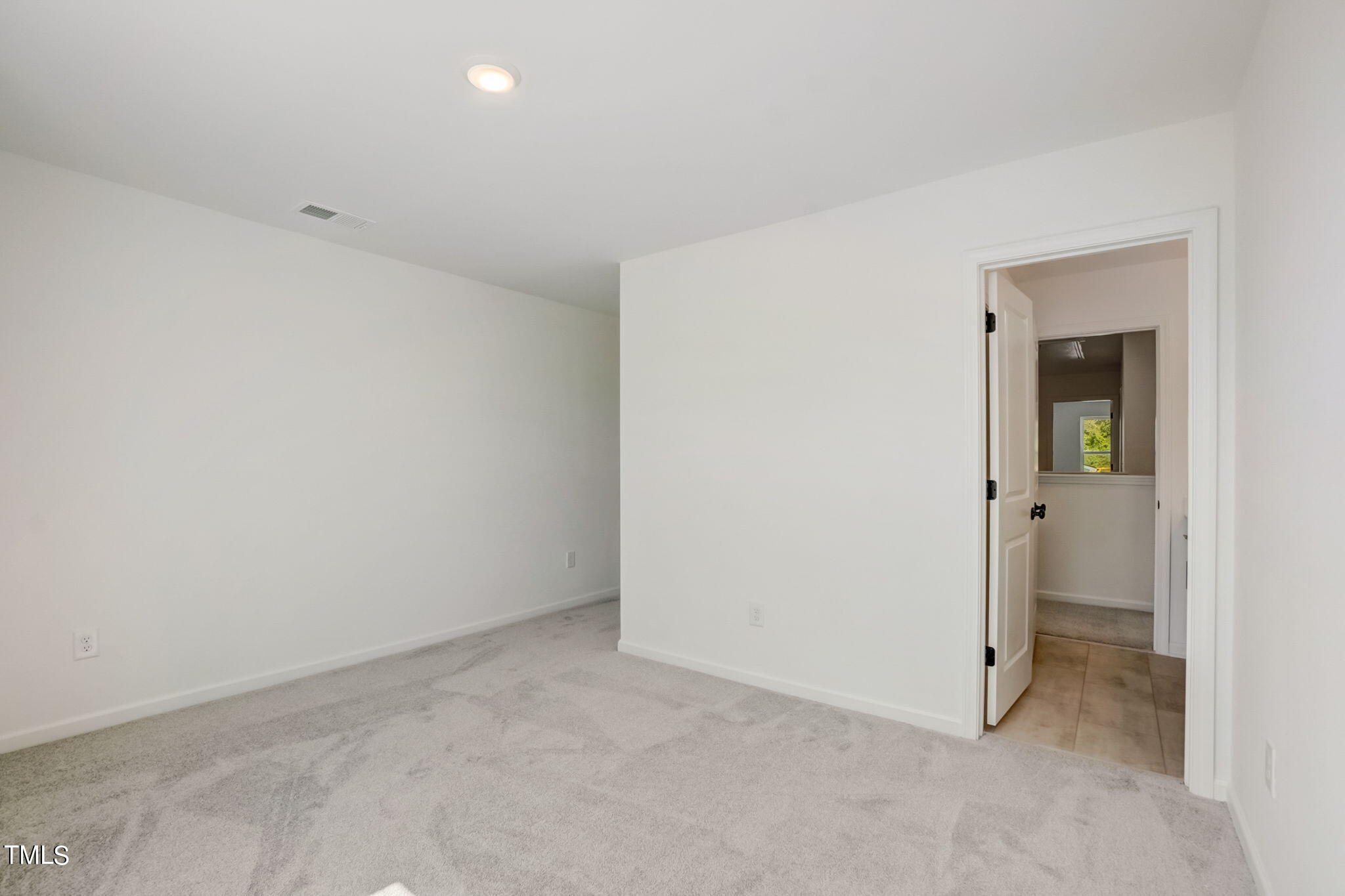 5126 Cambrey Drive # 16