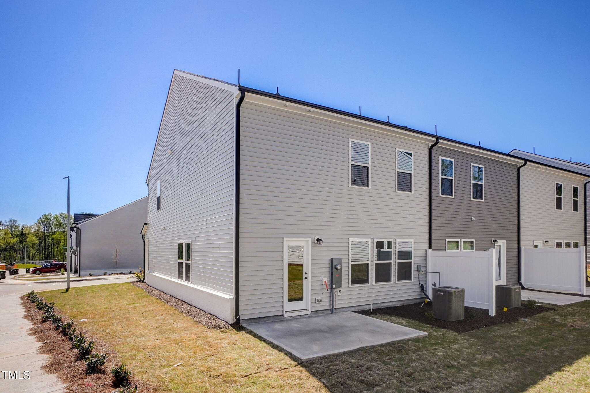 5126 Cambrey Drive # 16