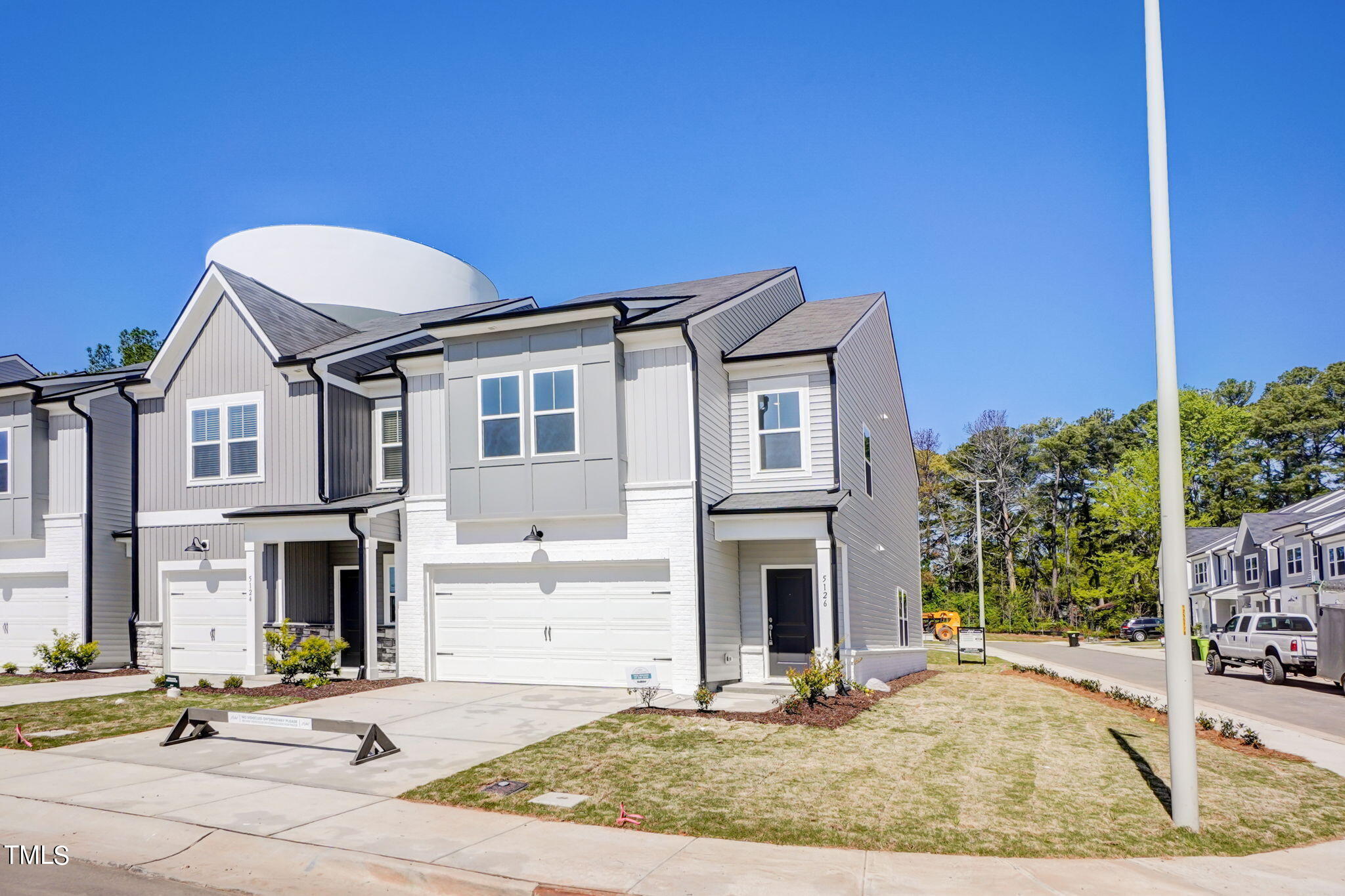 5126 Cambrey Drive # 16