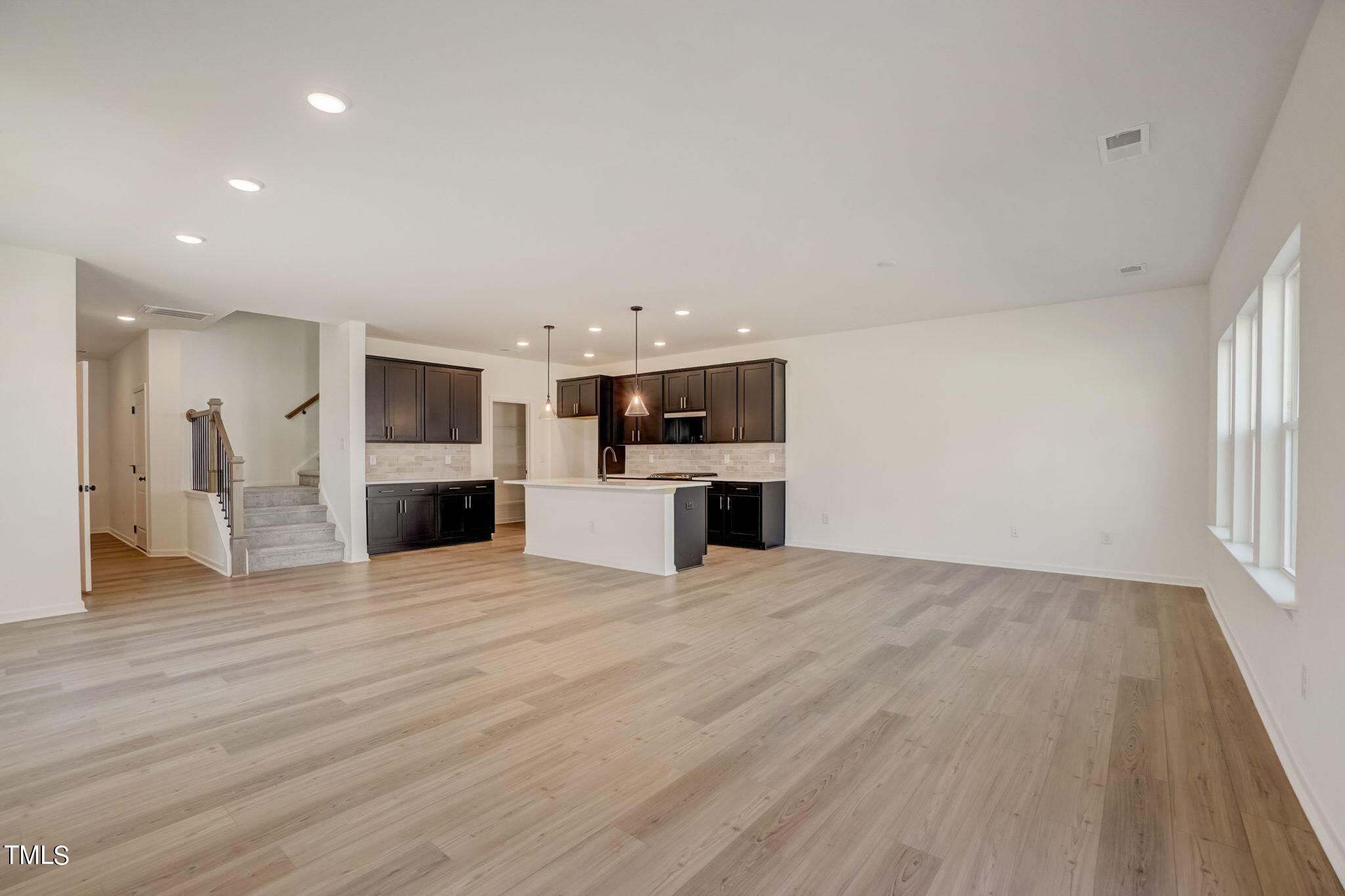 5126 Cambrey Drive # 16