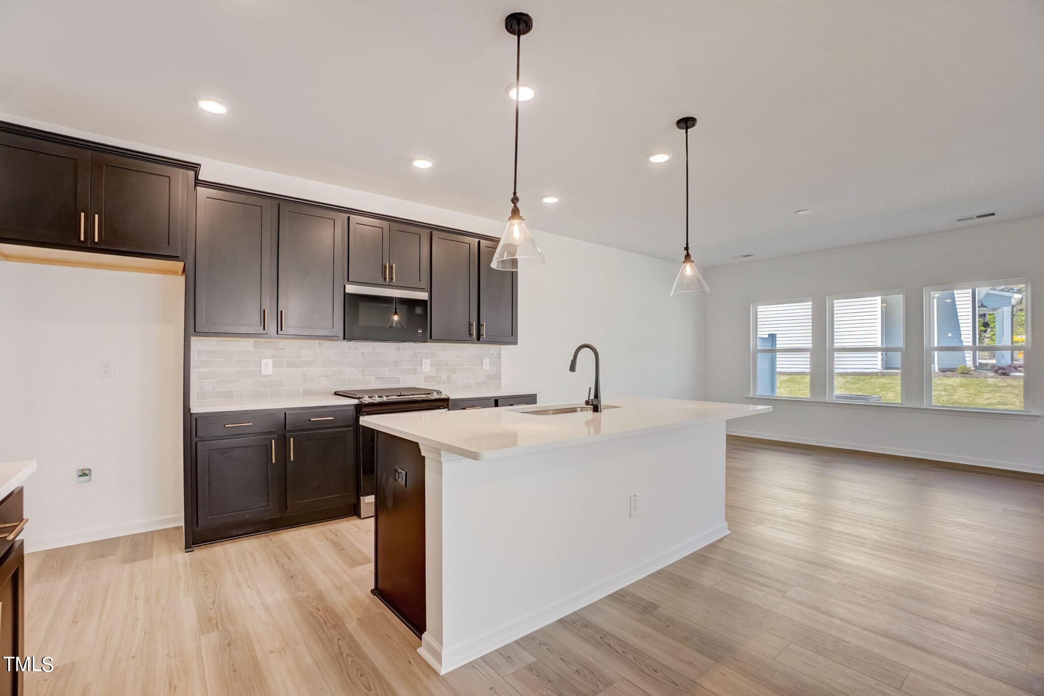 5126 Cambrey Drive # 16
