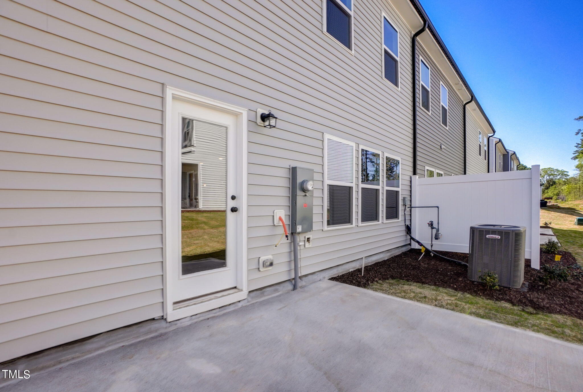 5126 Cambrey Drive # 16