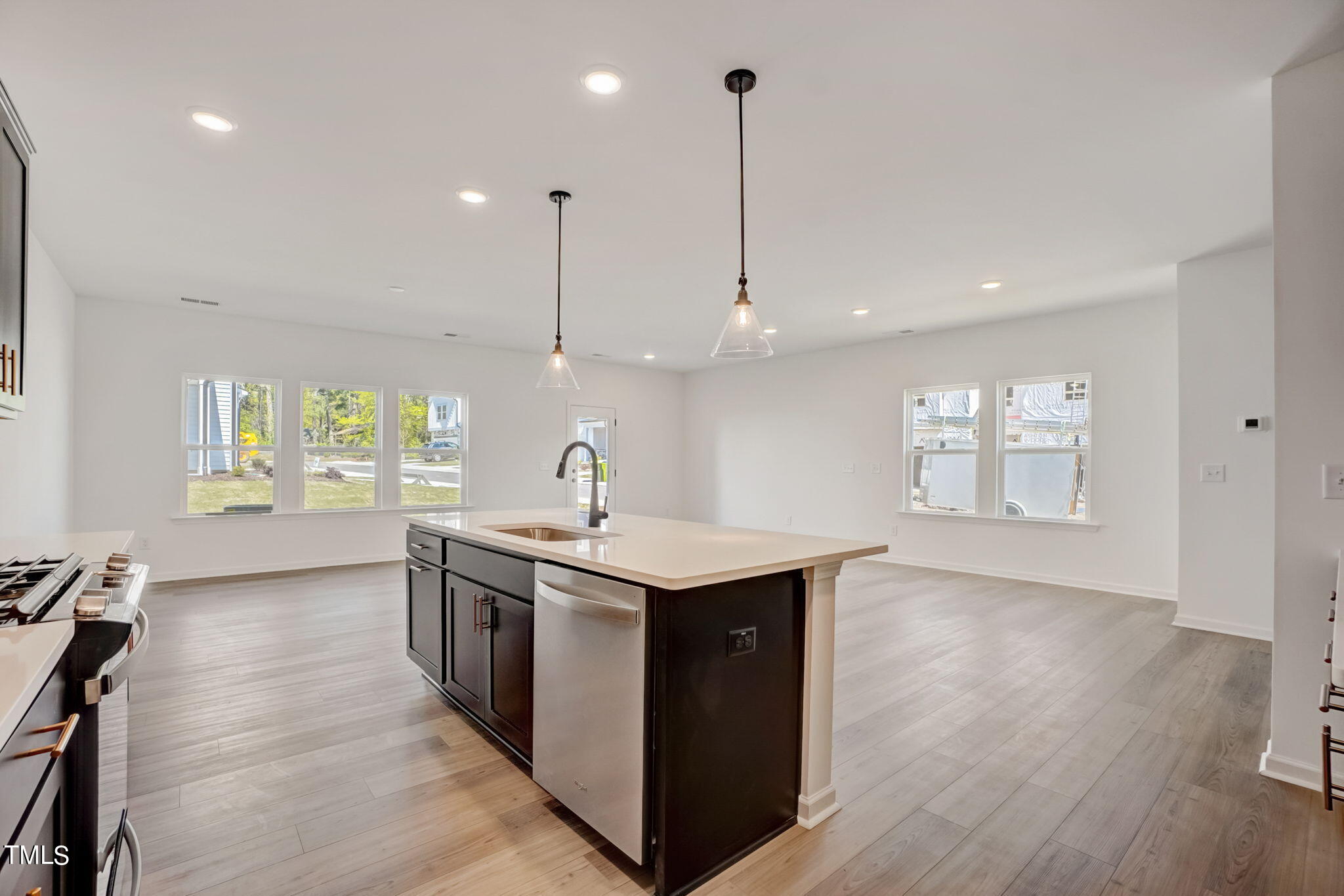 5126 Cambrey Drive # 16