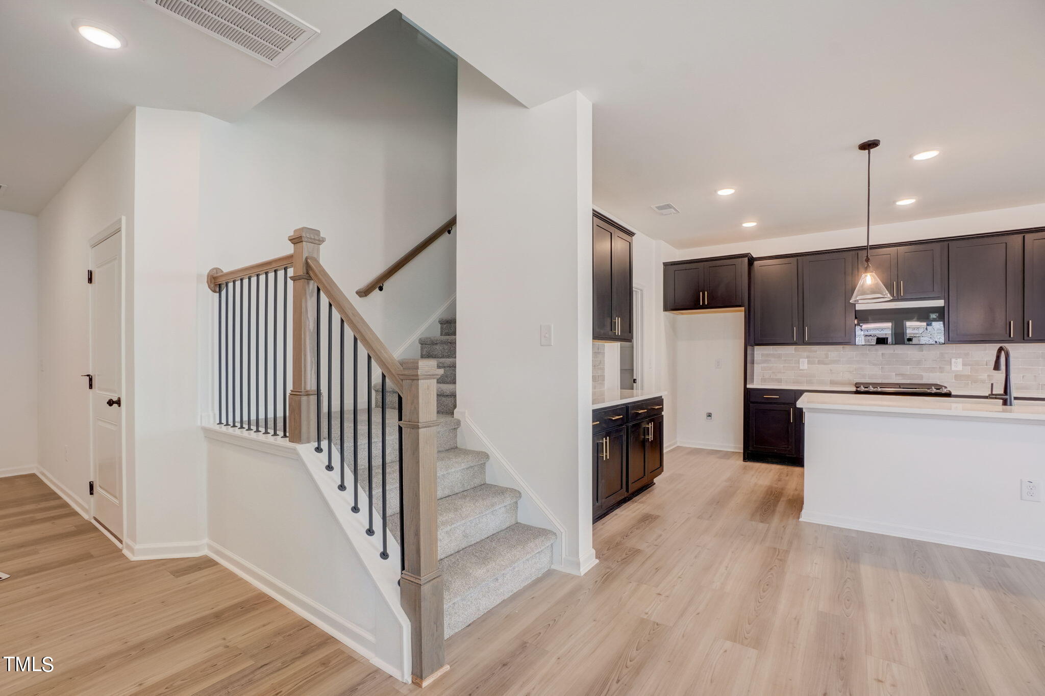 5126 Cambrey Drive # 16