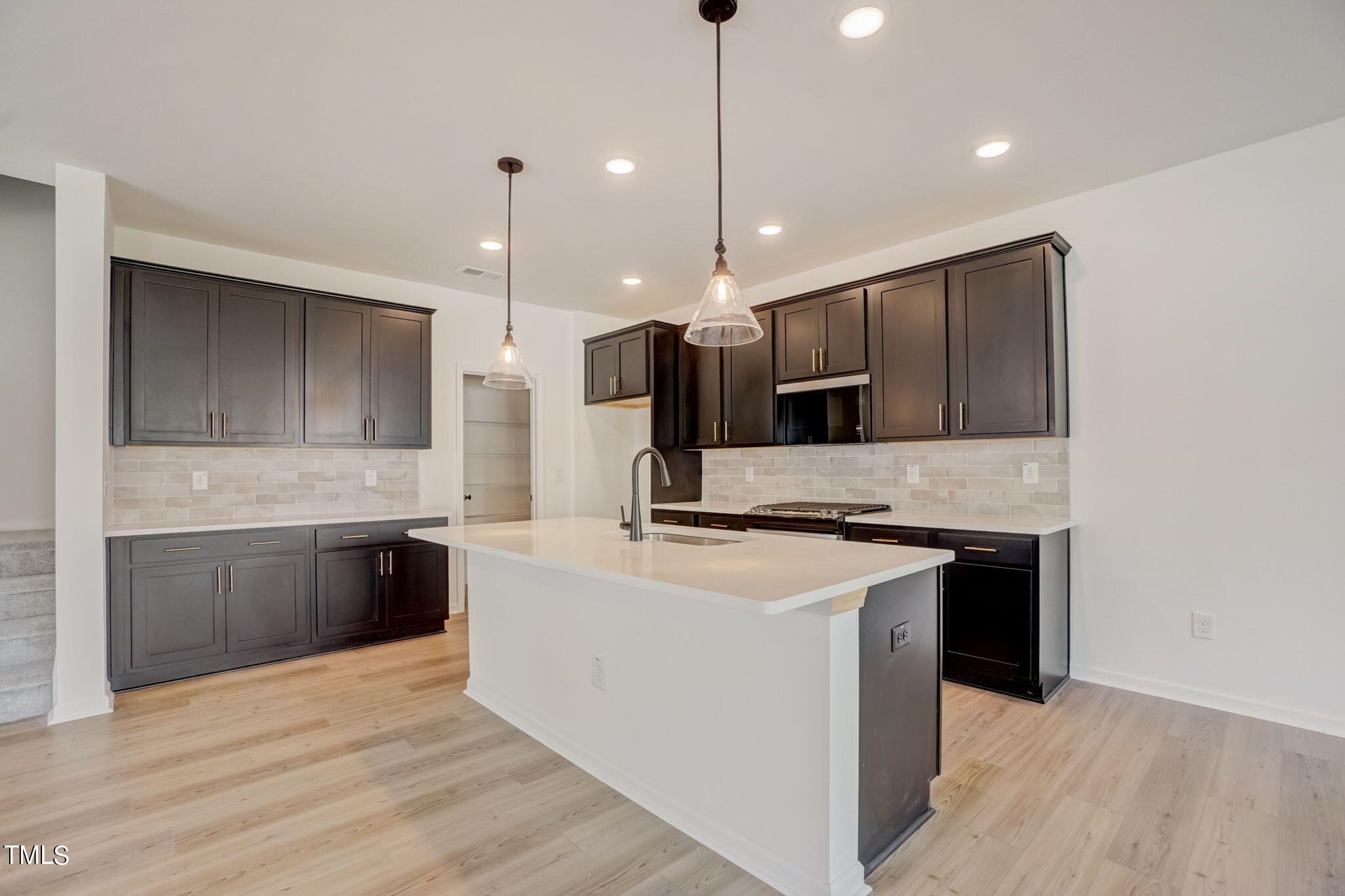 5126 Cambrey Drive # 16