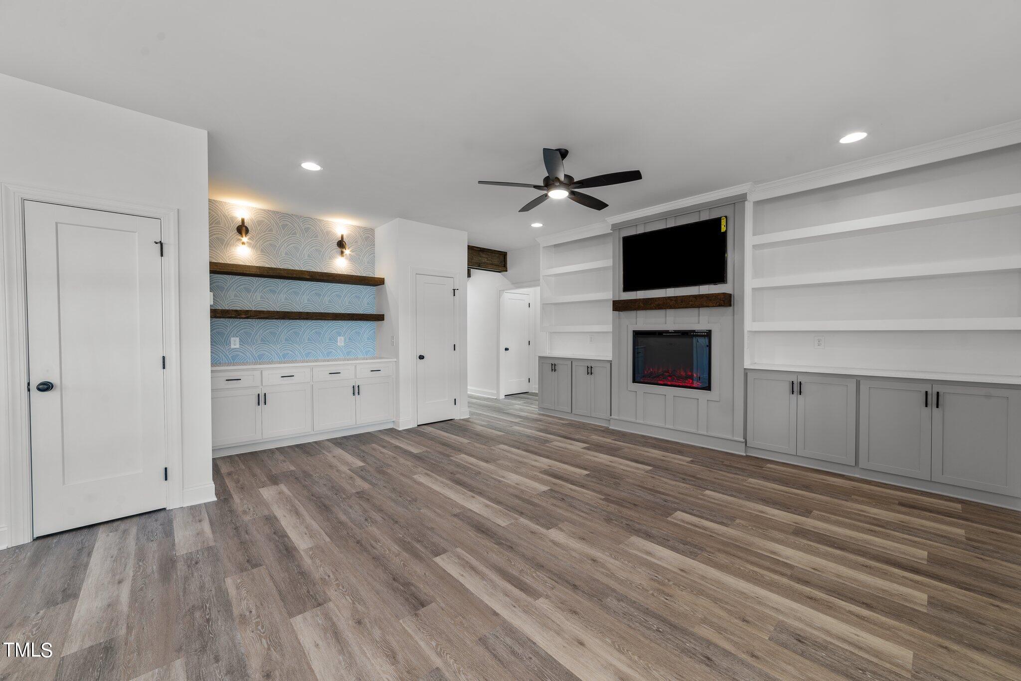 5143 Willows Edge Drive