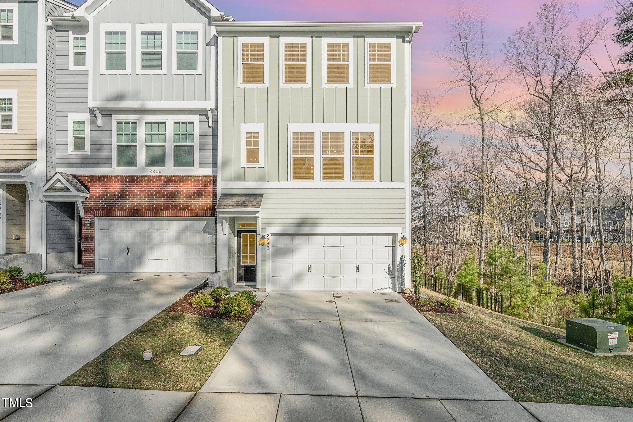 2842 Macbeth Lane
