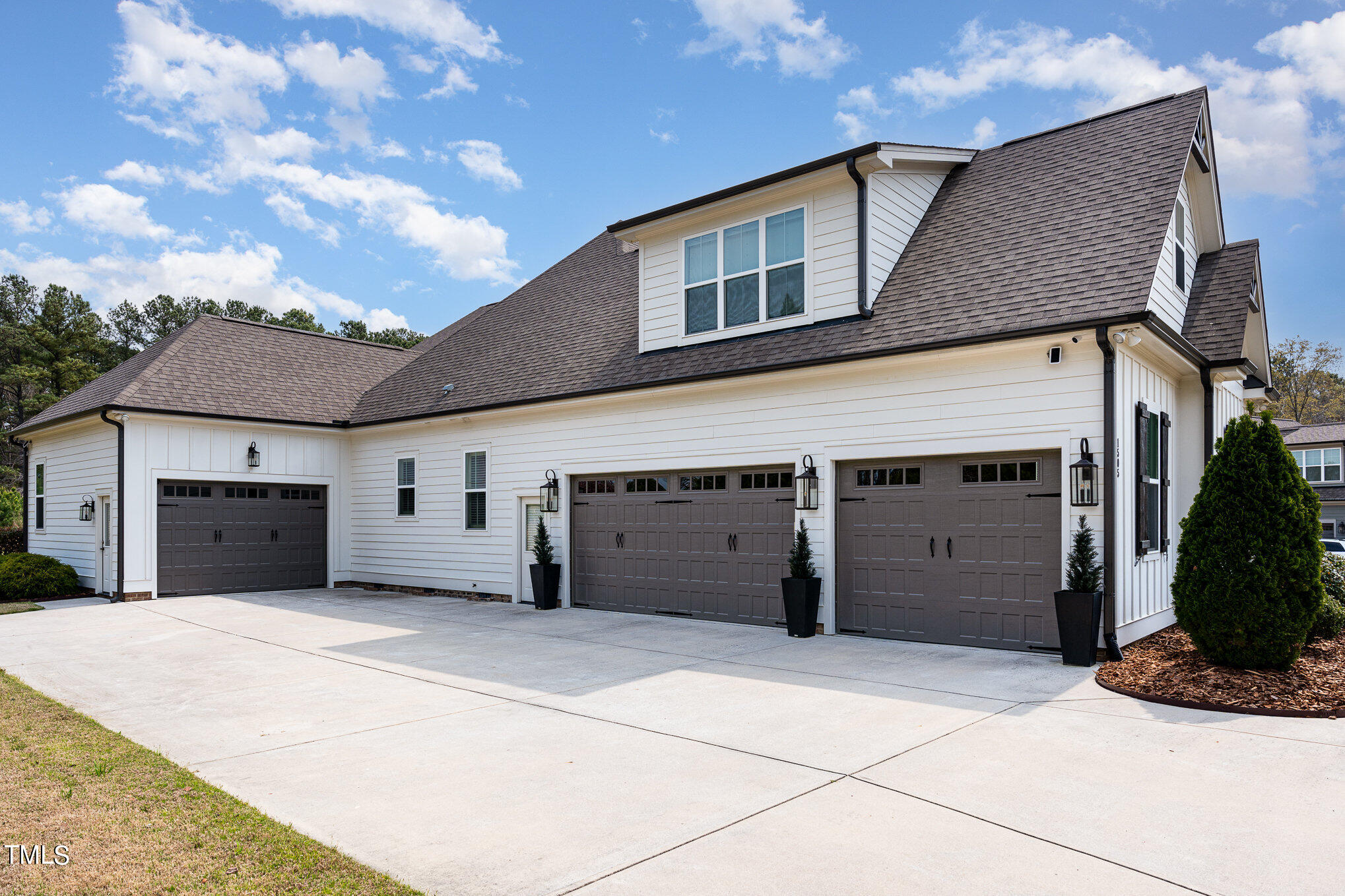 1505 Sweetwater Lane