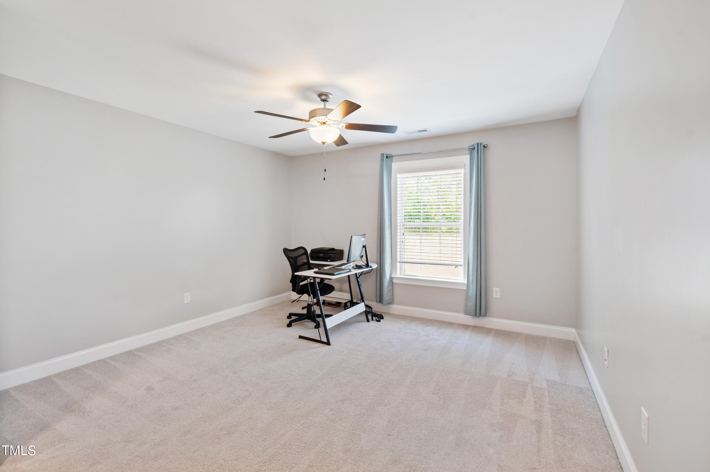 5240 Copain Cove