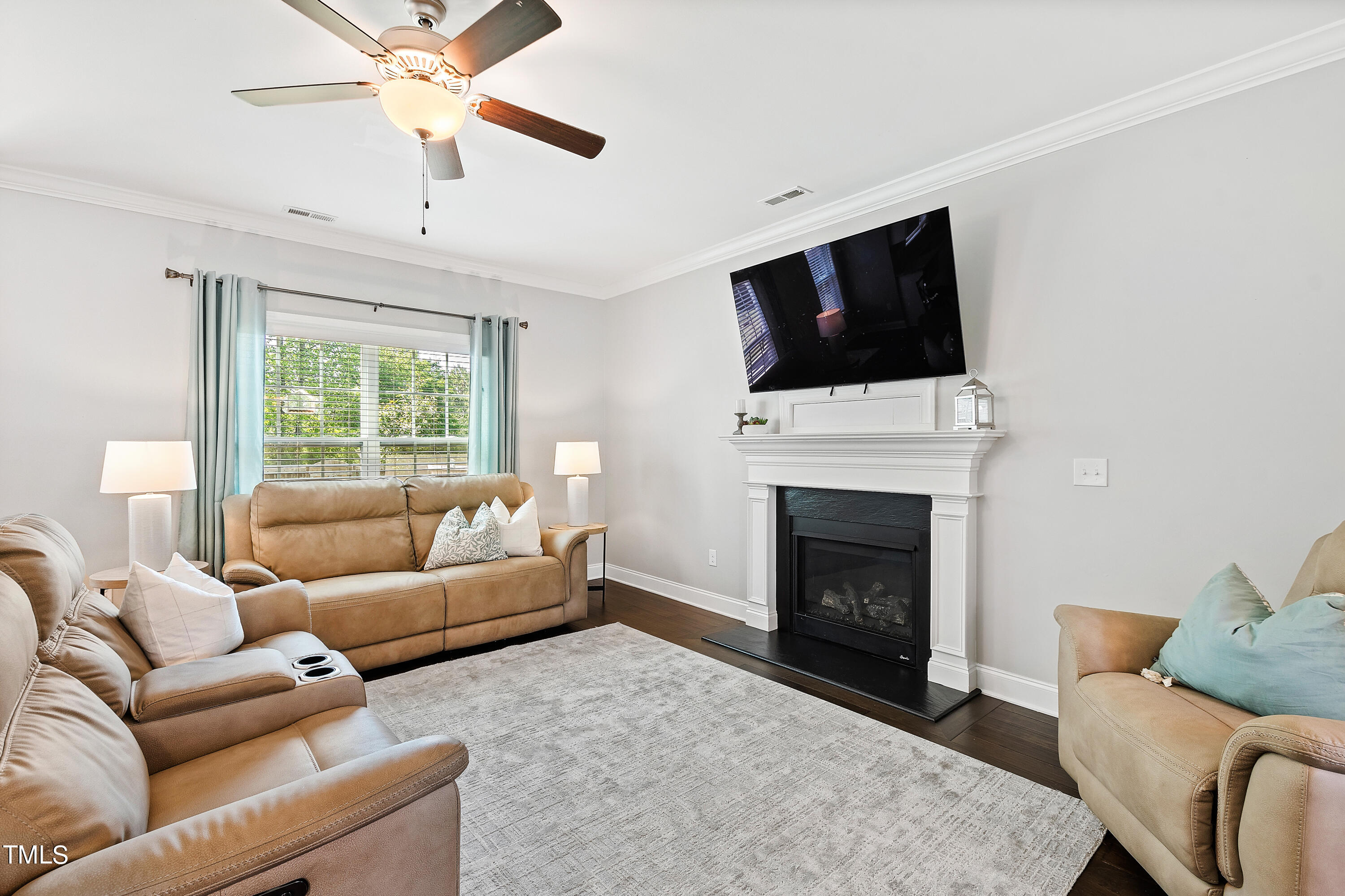 5240 Copain Cove