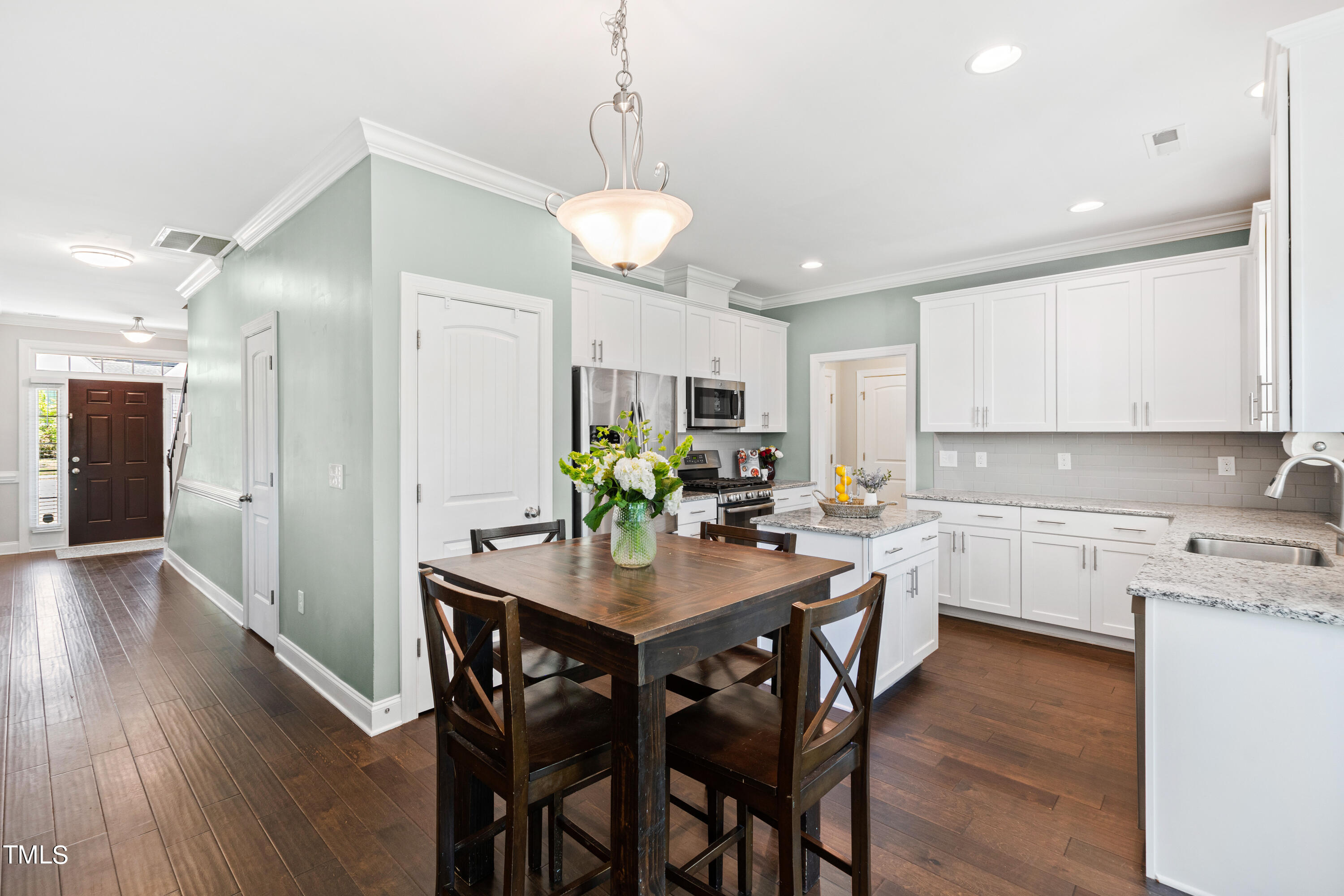 5240 Copain Cove