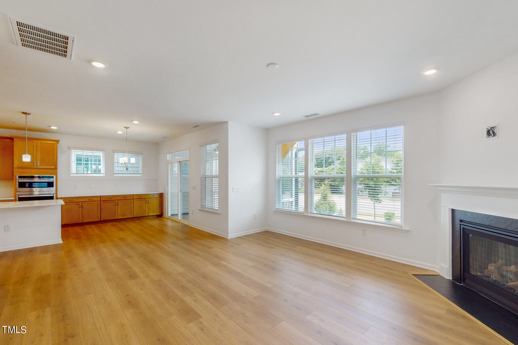 2405 Greshford Lane