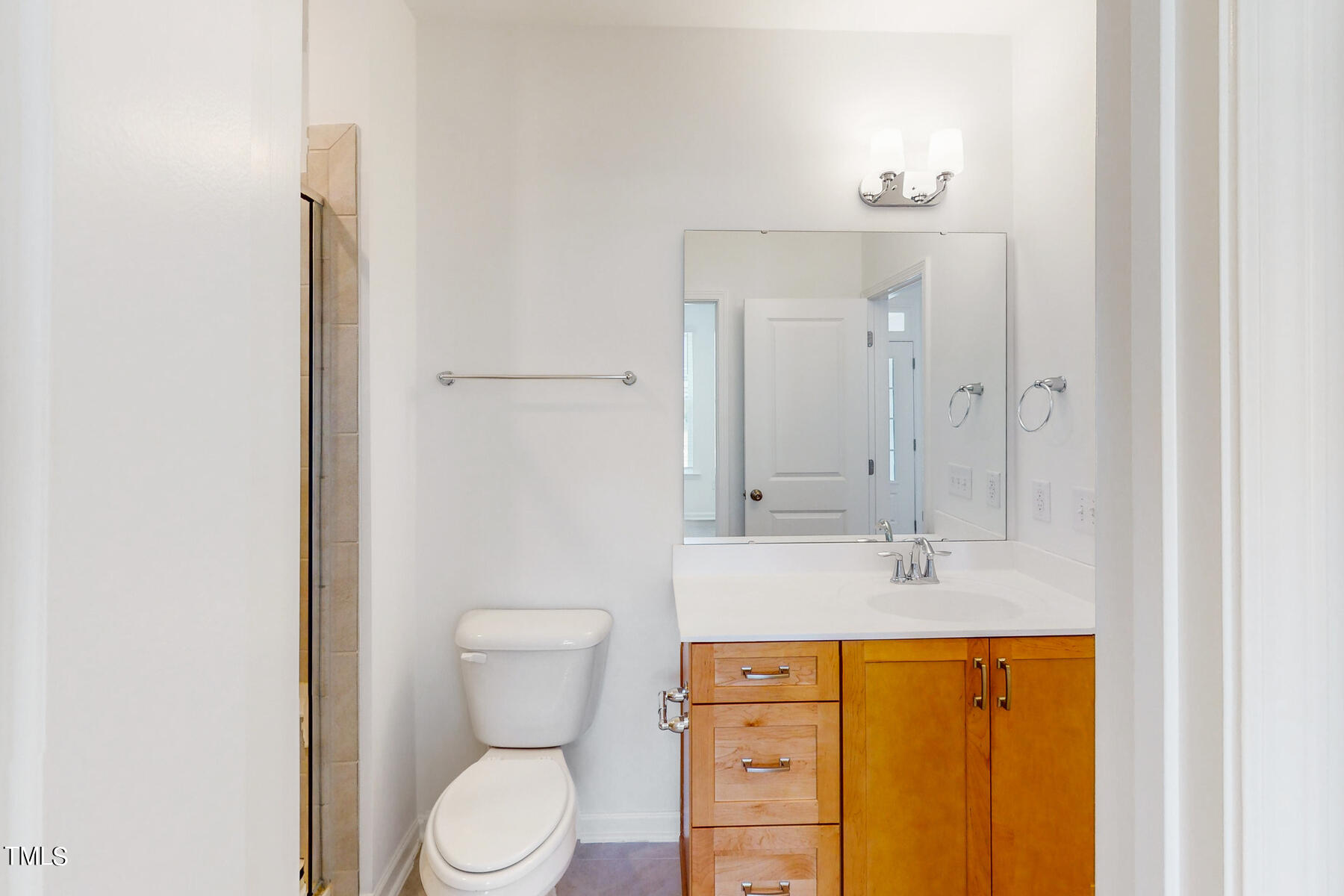2405 Greshford Lane