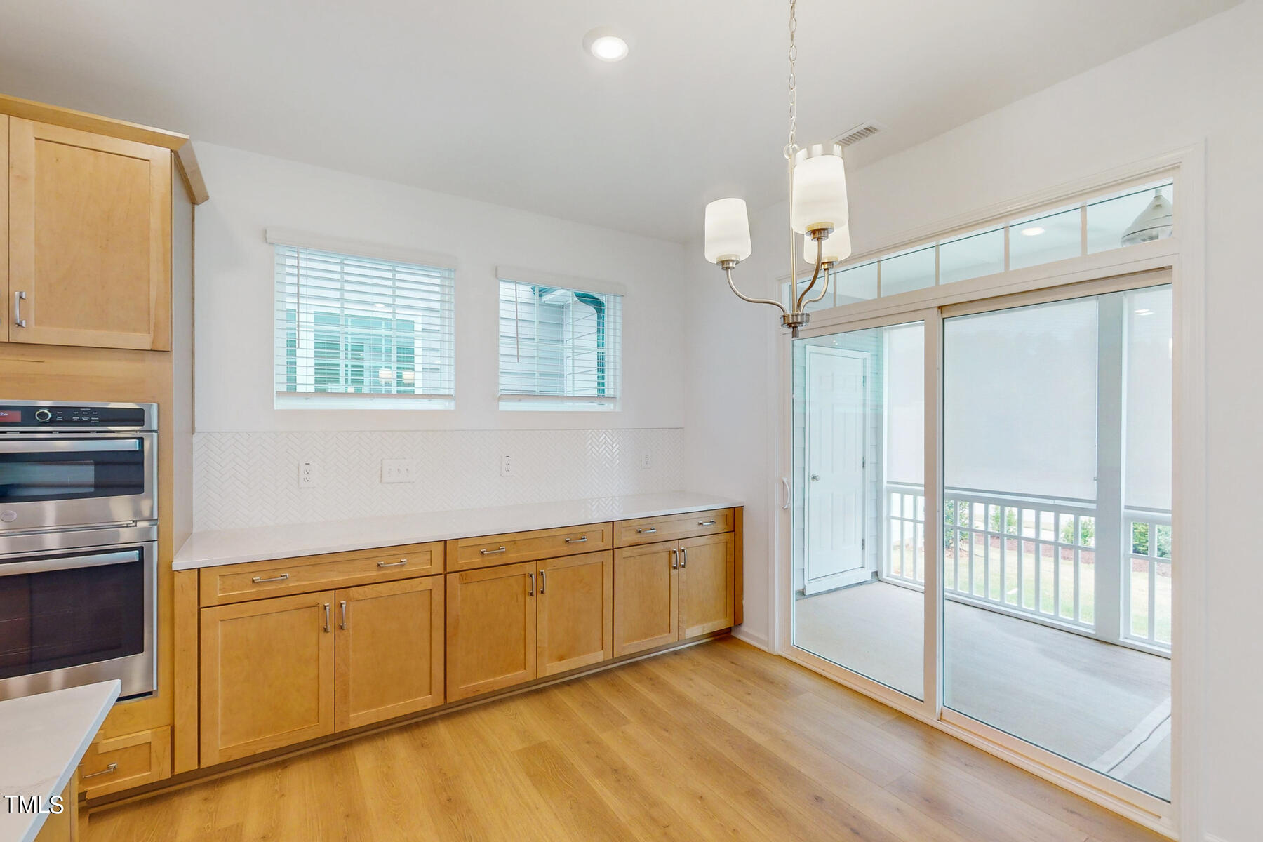 2405 Greshford Lane