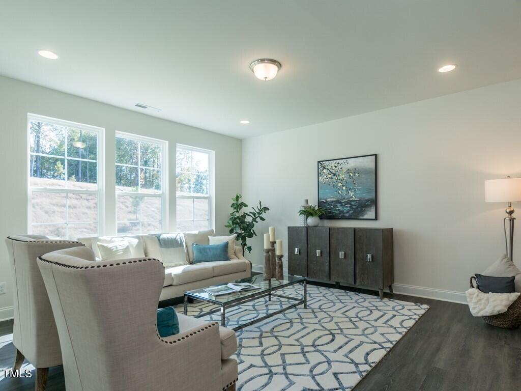 202 Burford Way