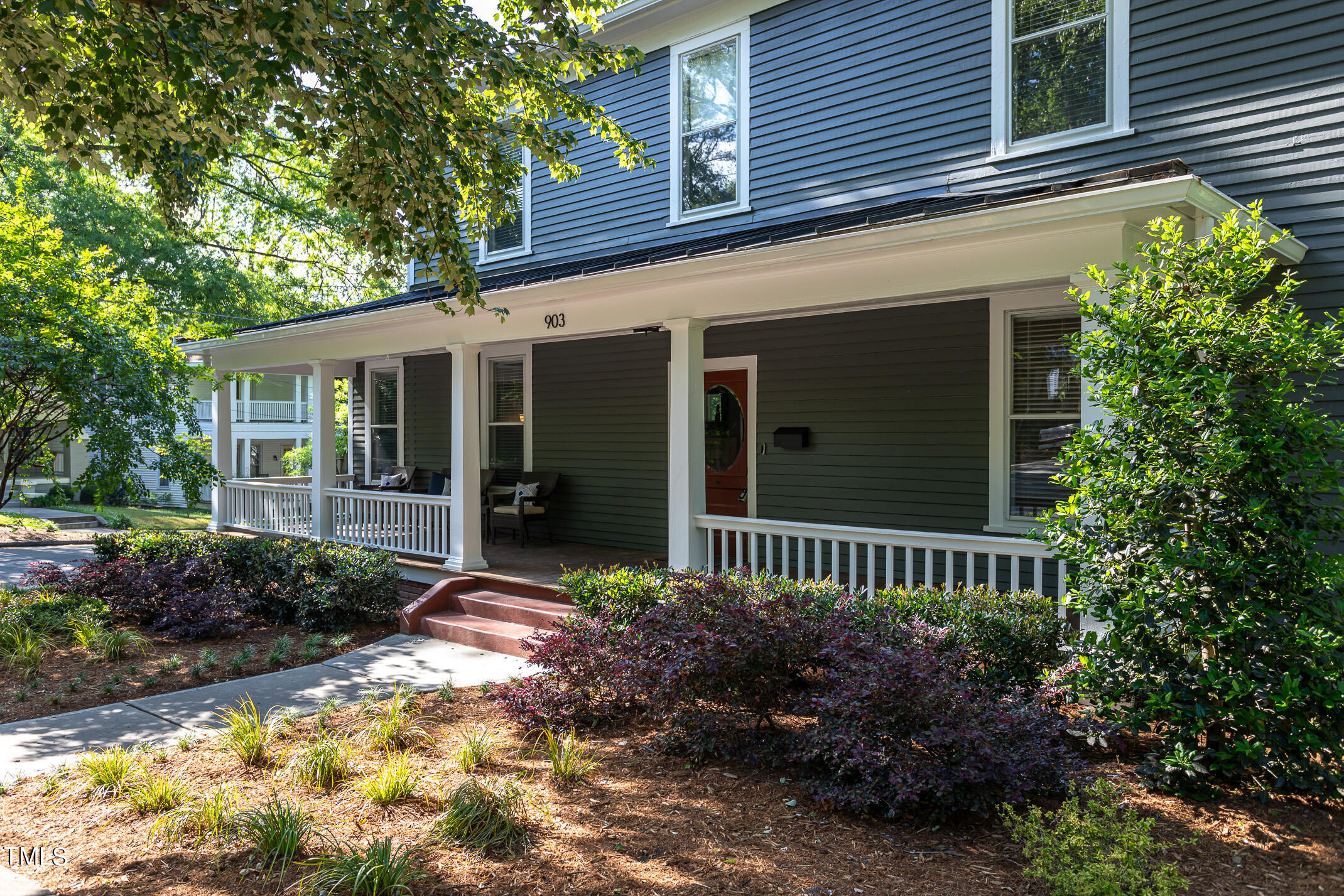 903 W Lenoir Street