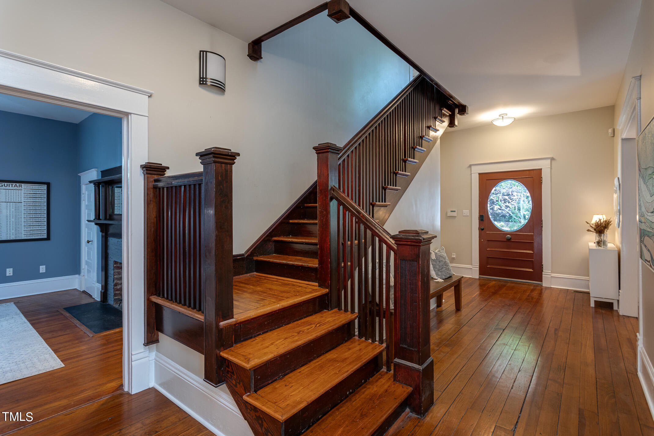 903 W Lenoir Street