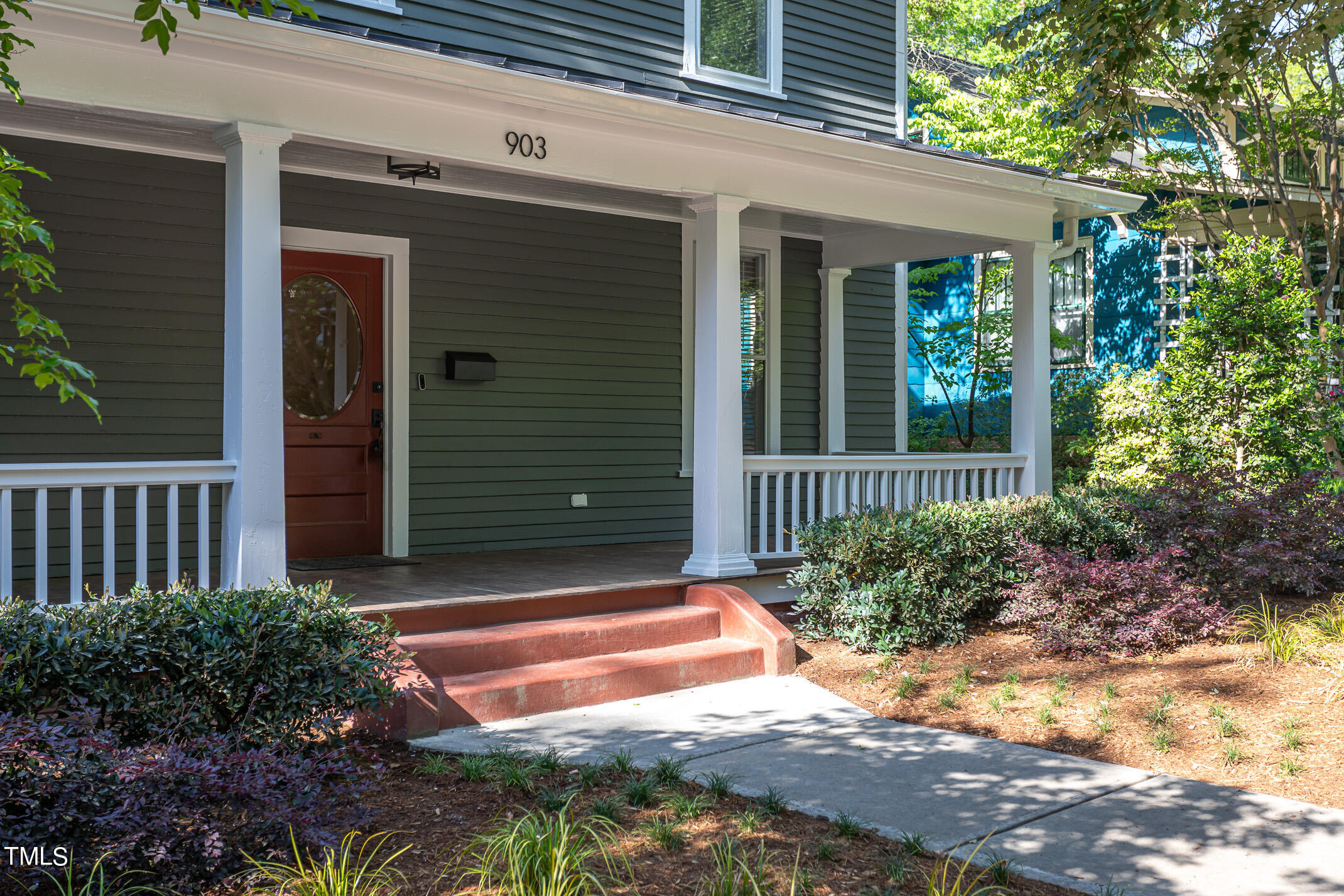 903 W Lenoir Street