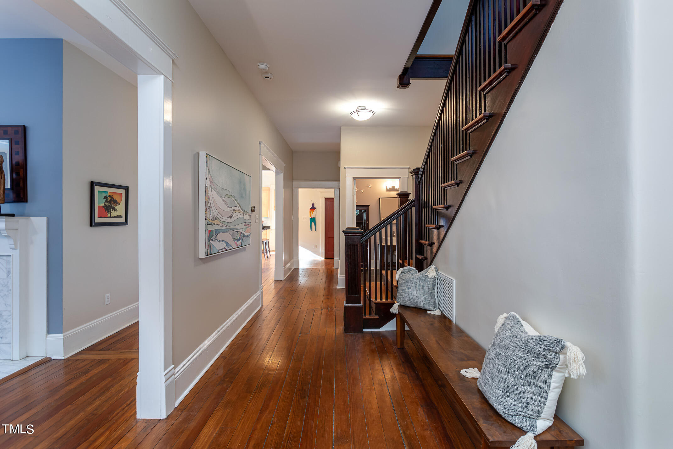 903 W Lenoir Street