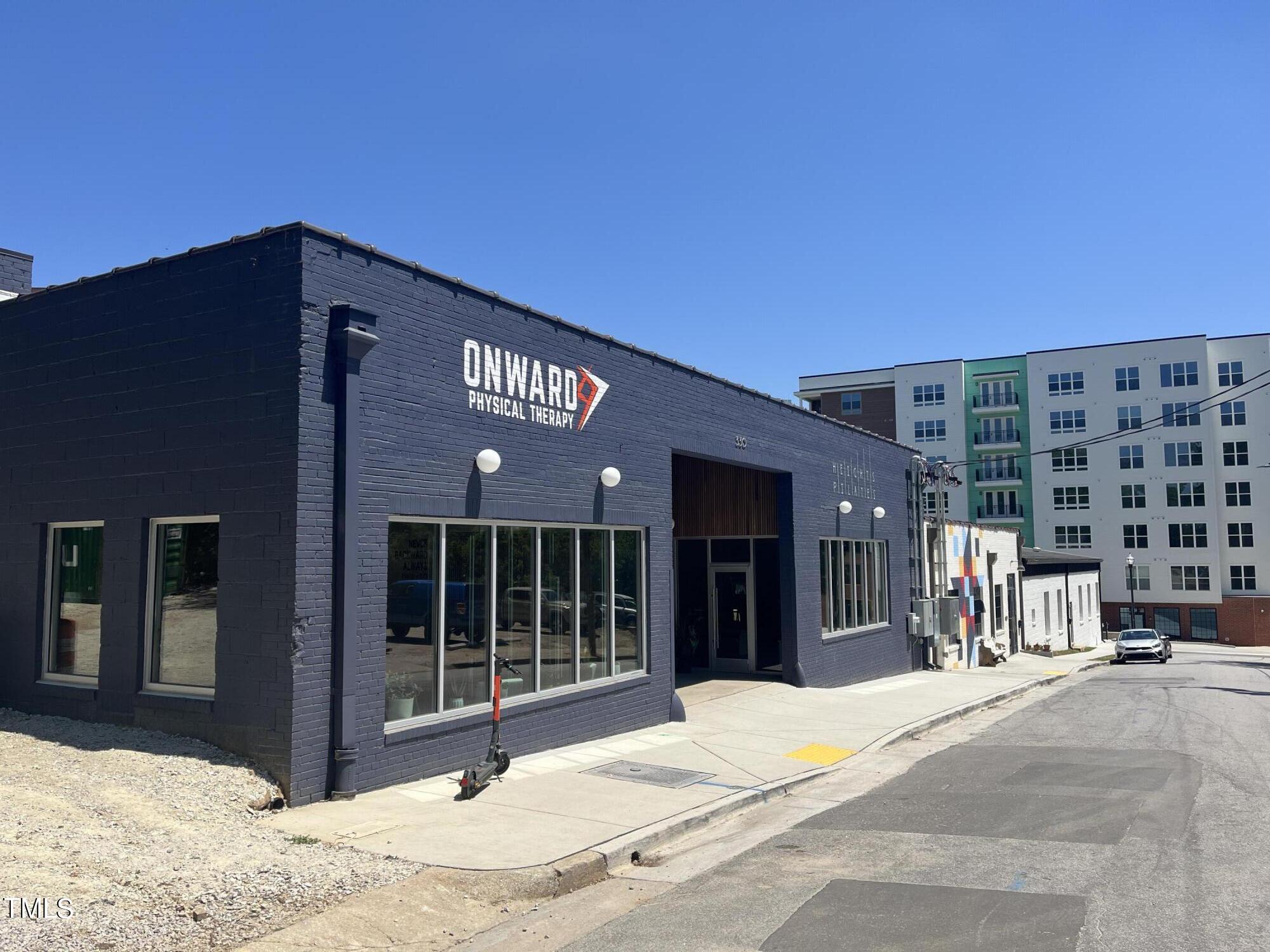 903 W Lenoir Street