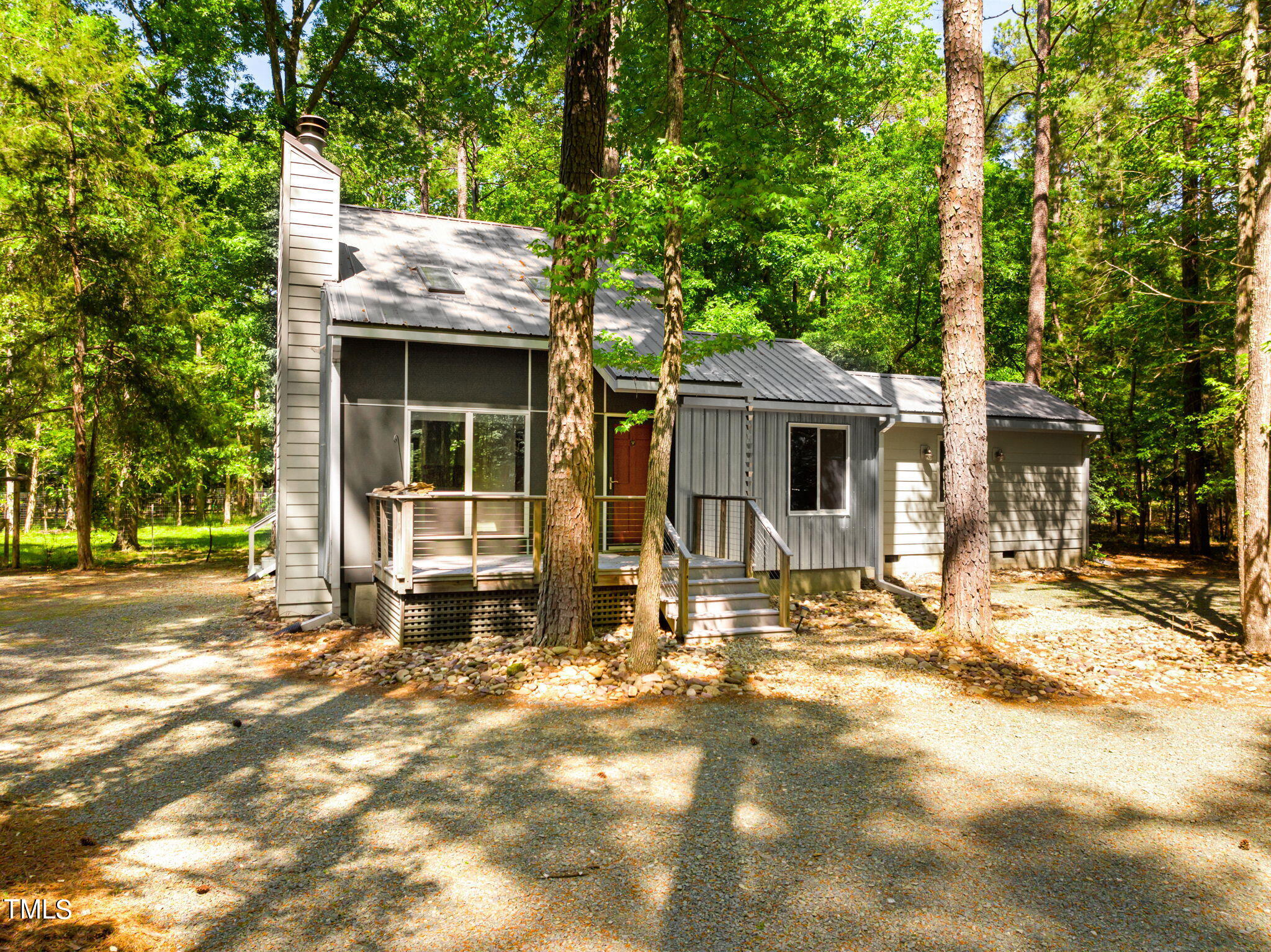 2613 Overland Passage Road