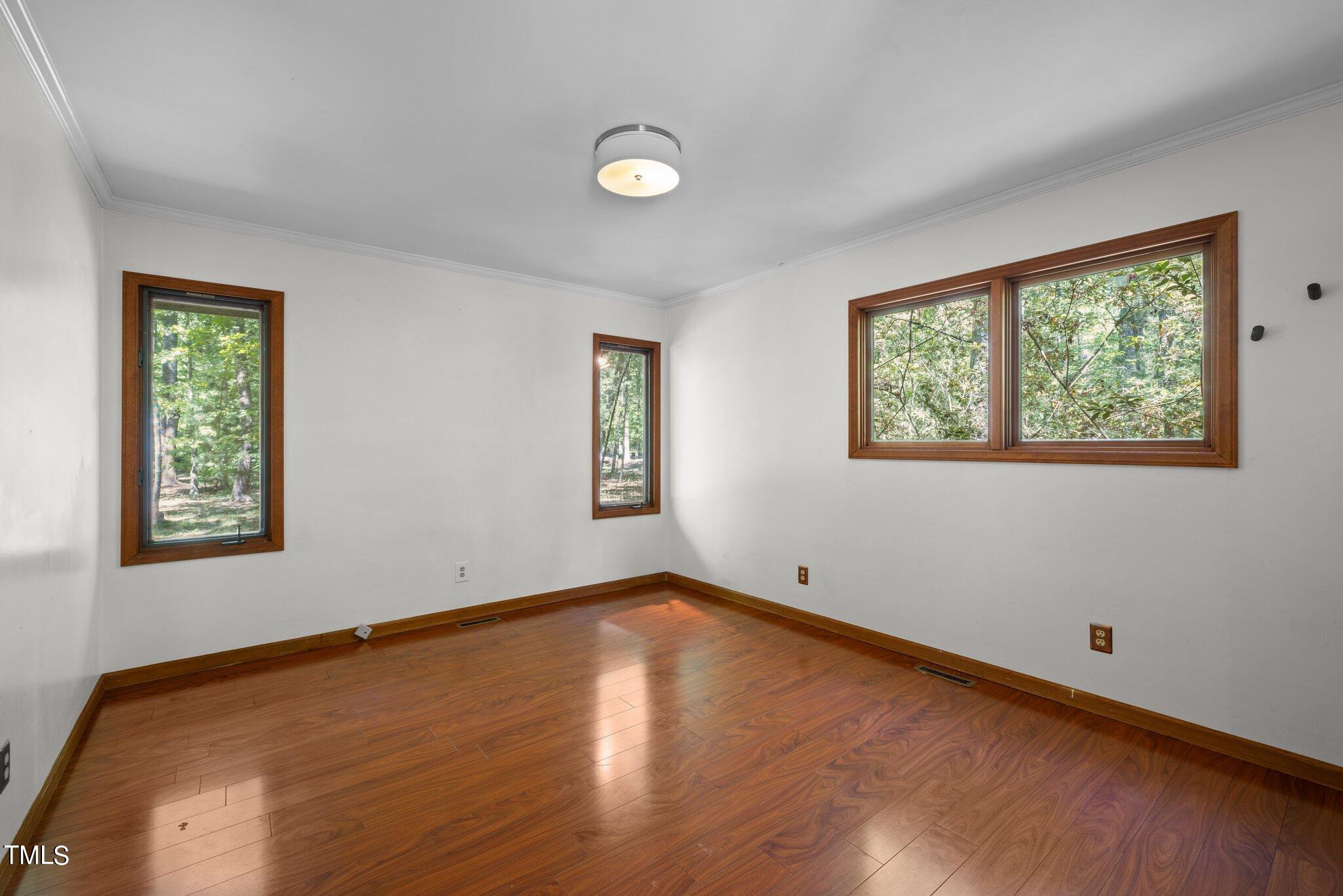 2613 Overland Passage Road