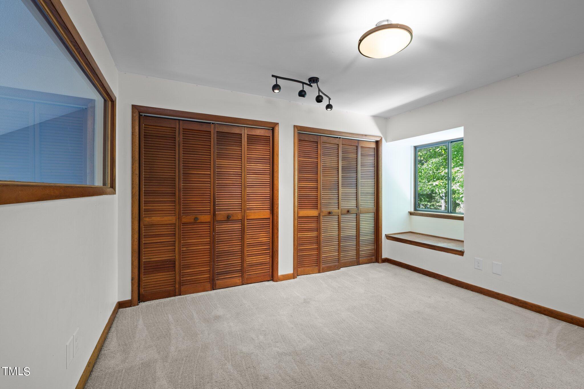 2613 Overland Passage Road