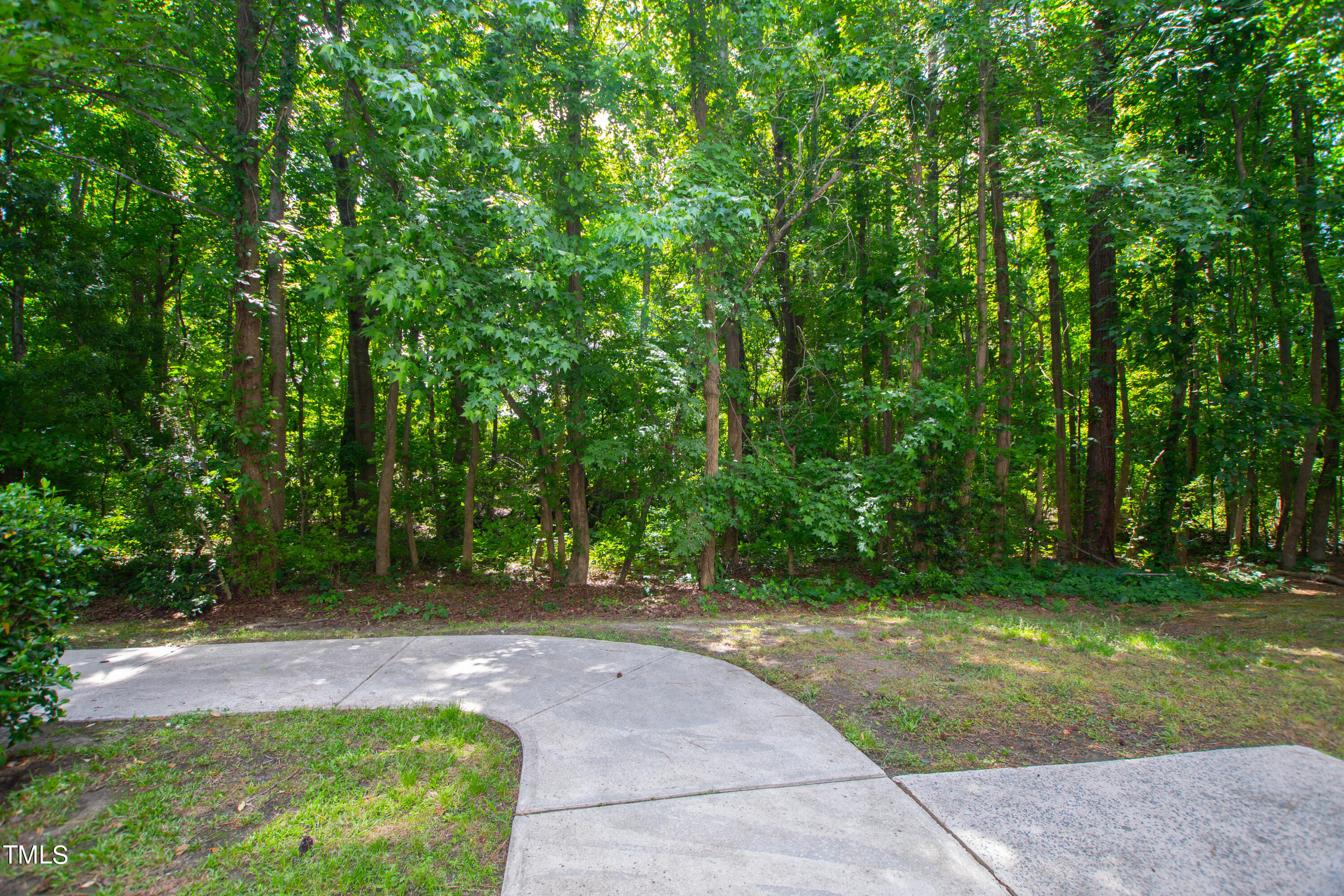 1914 Parkside Village Drive