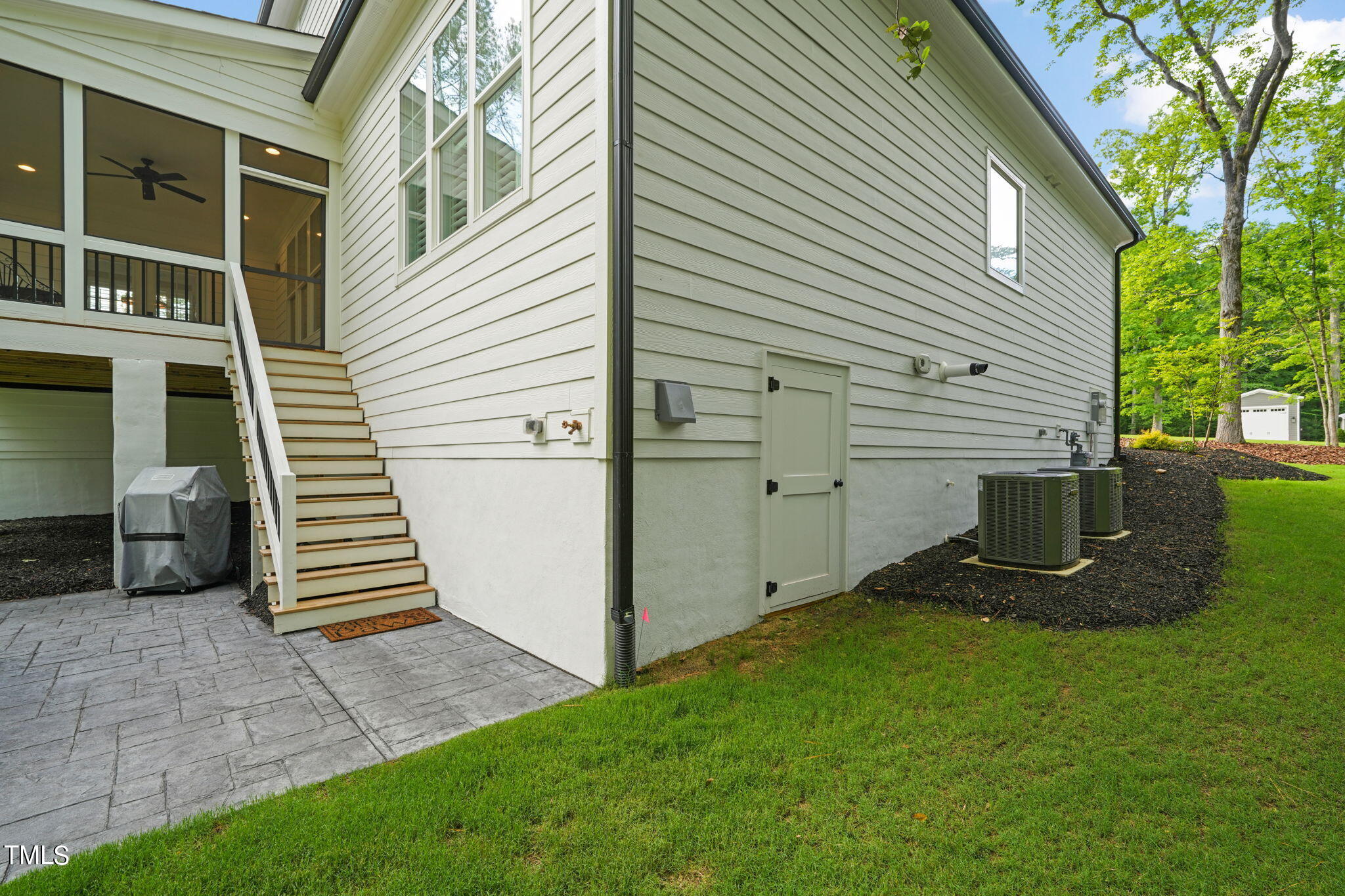 1104 Springdale Drive