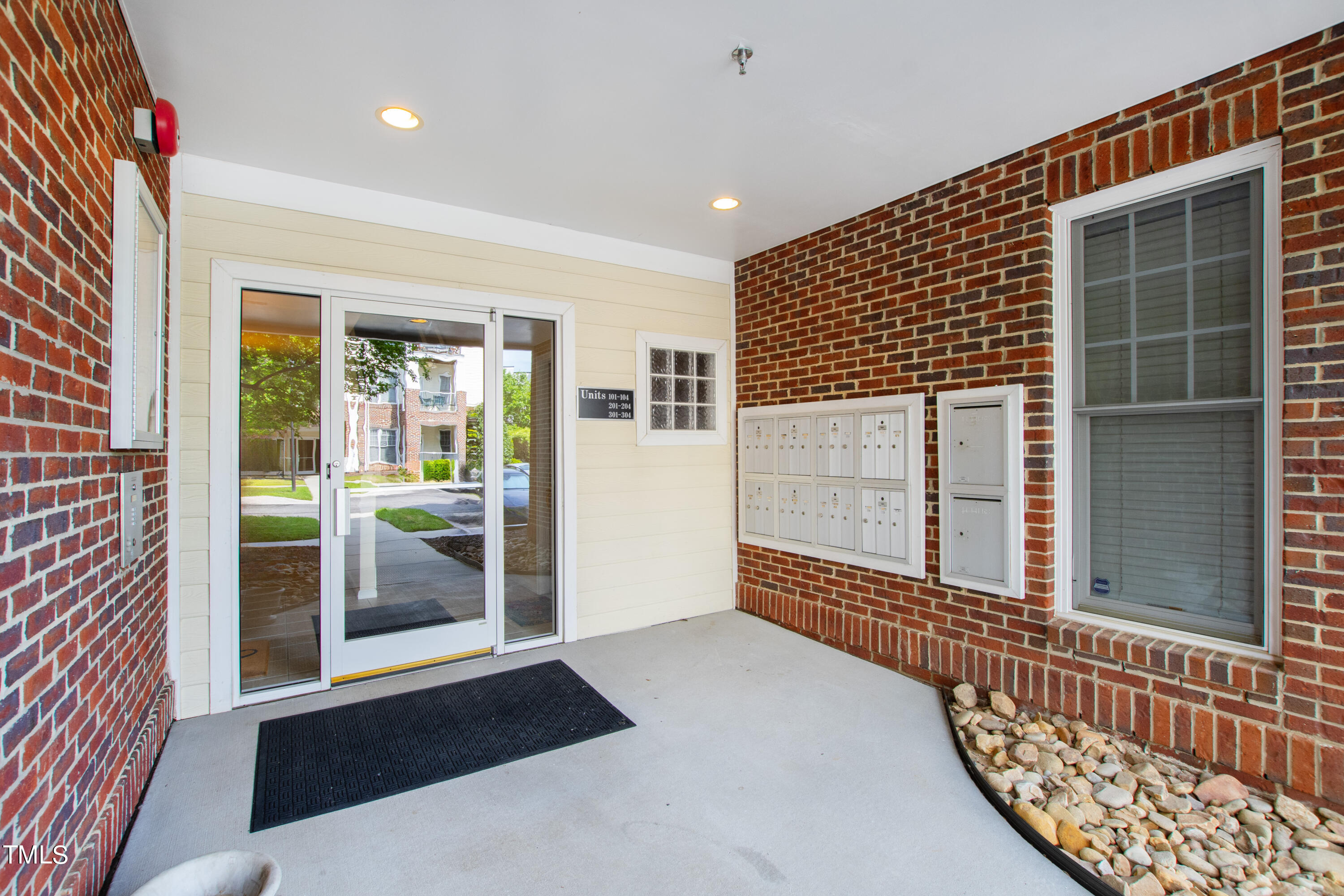 801 Moratuck Drive # 201