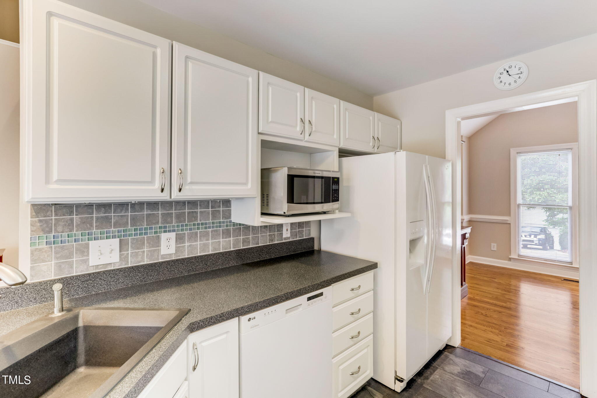 1425 Opal Court