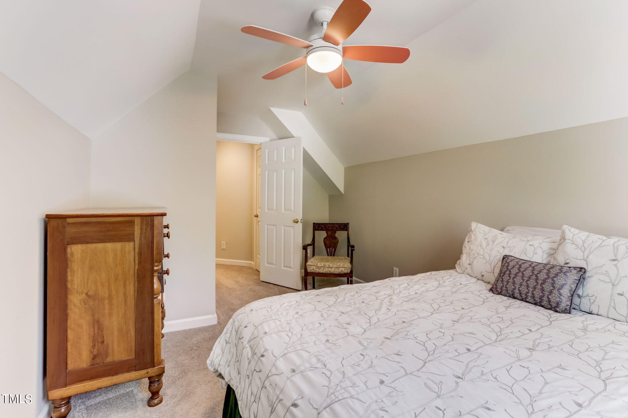 1425 Opal Court