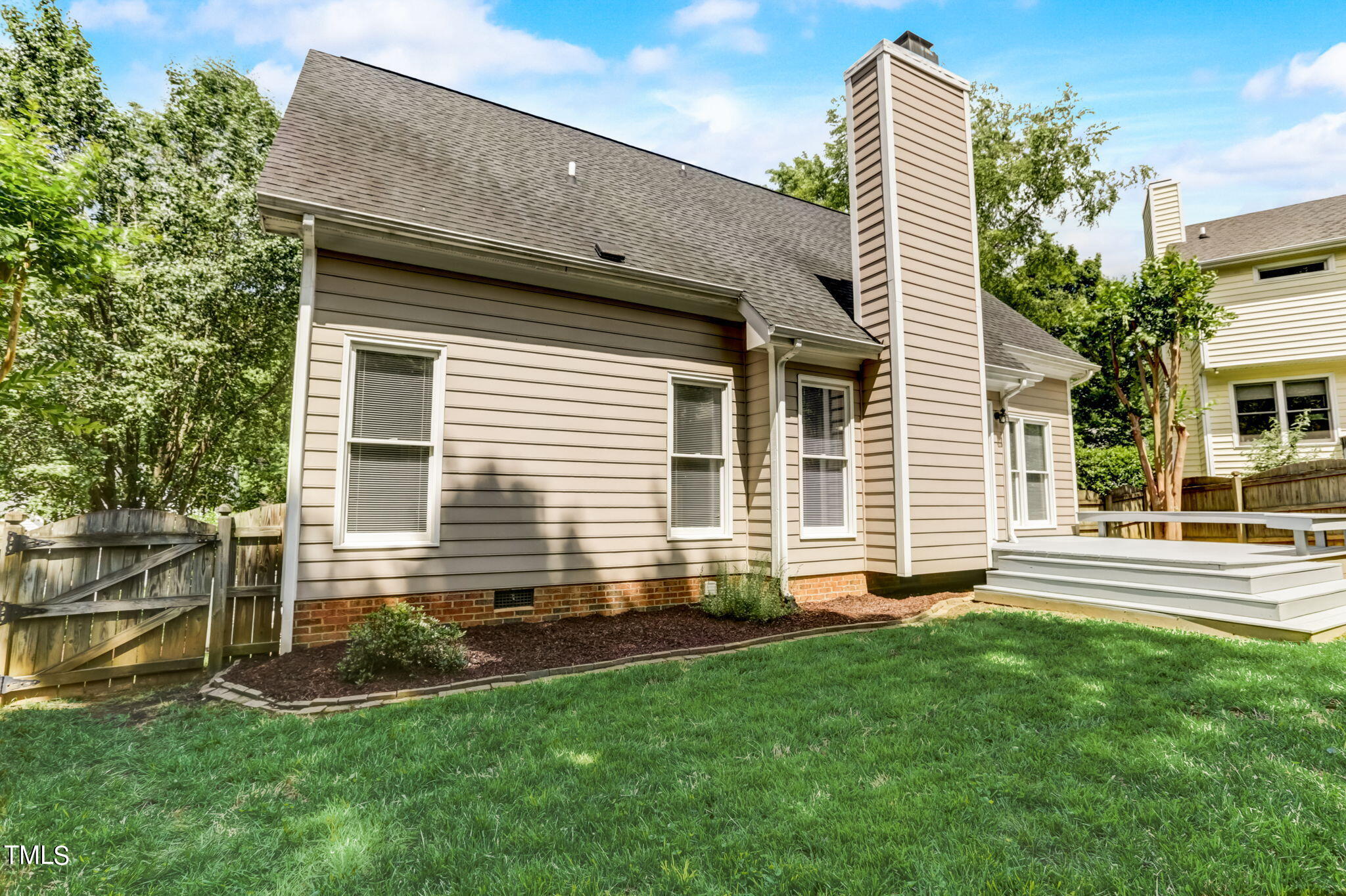 1425 Opal Court