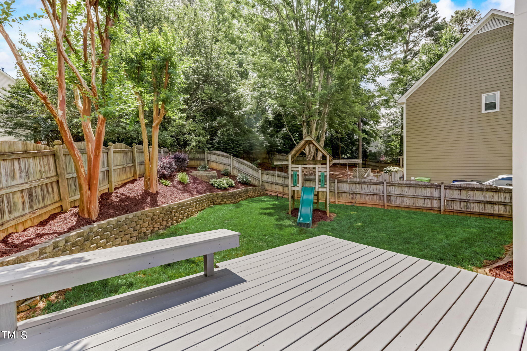 1425 Opal Court