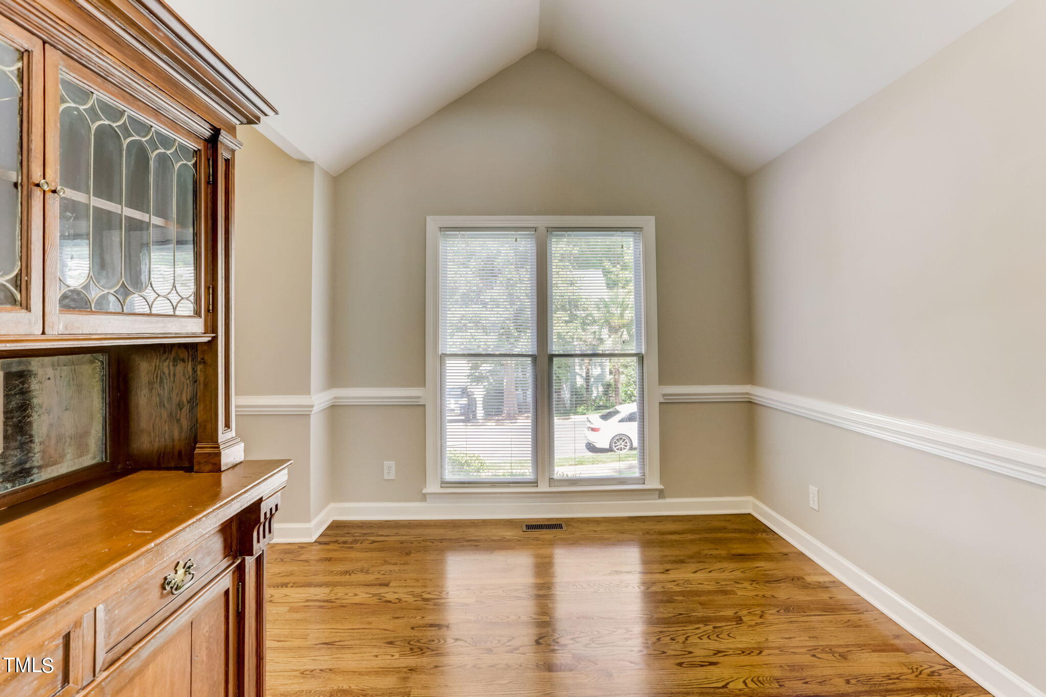 1425 Opal Court