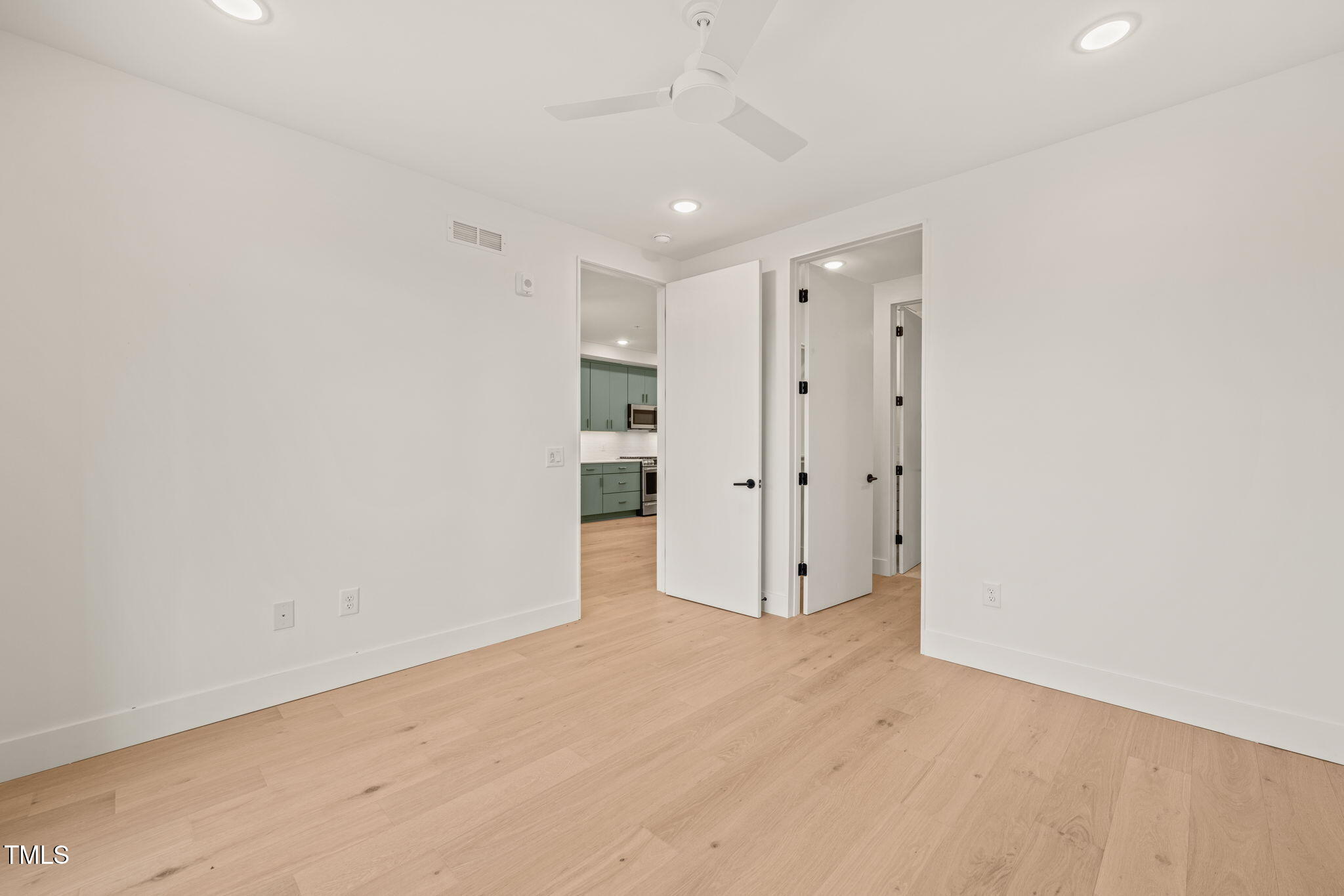 29 Enterprise Street # 207