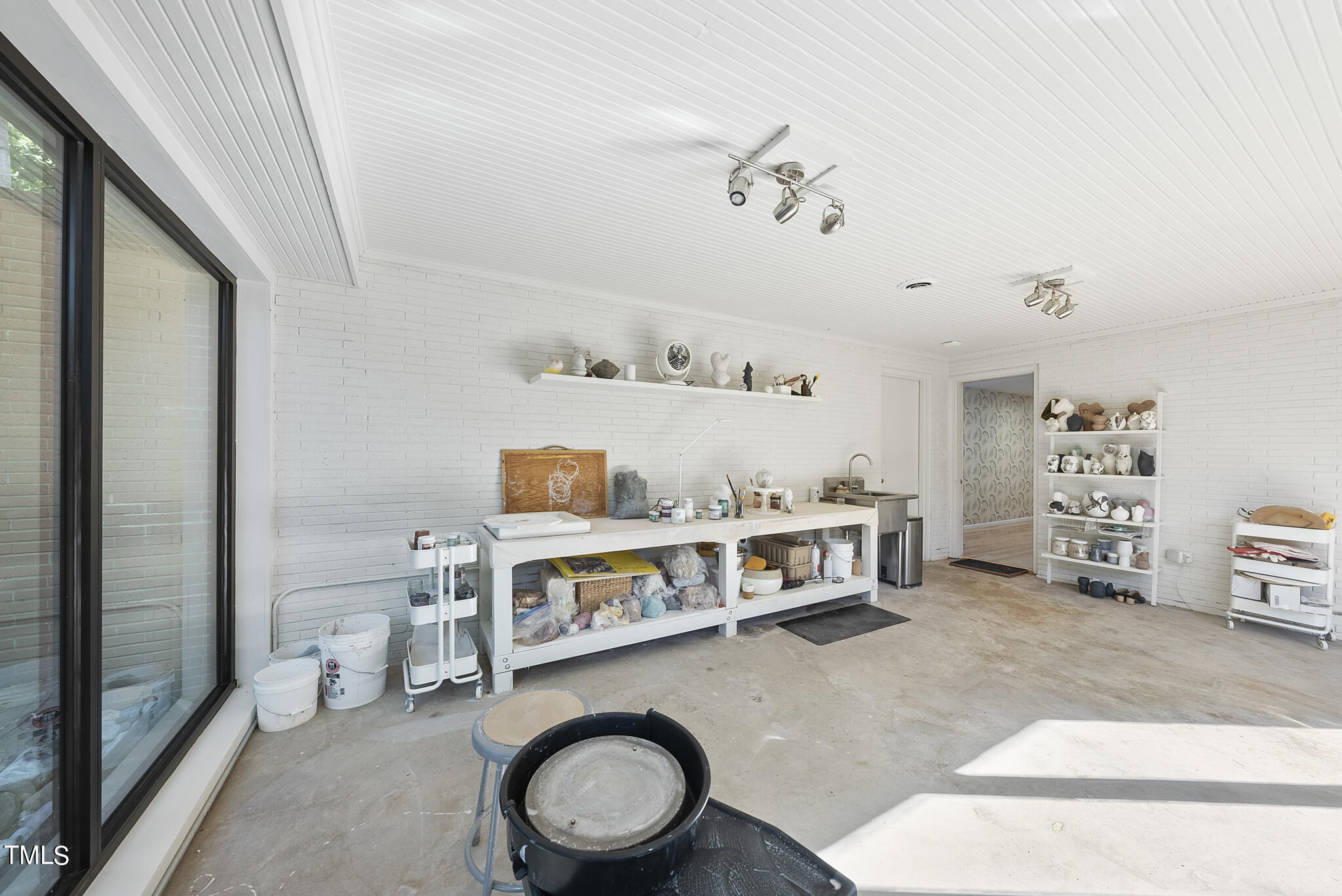 714 Lake Boone Trail