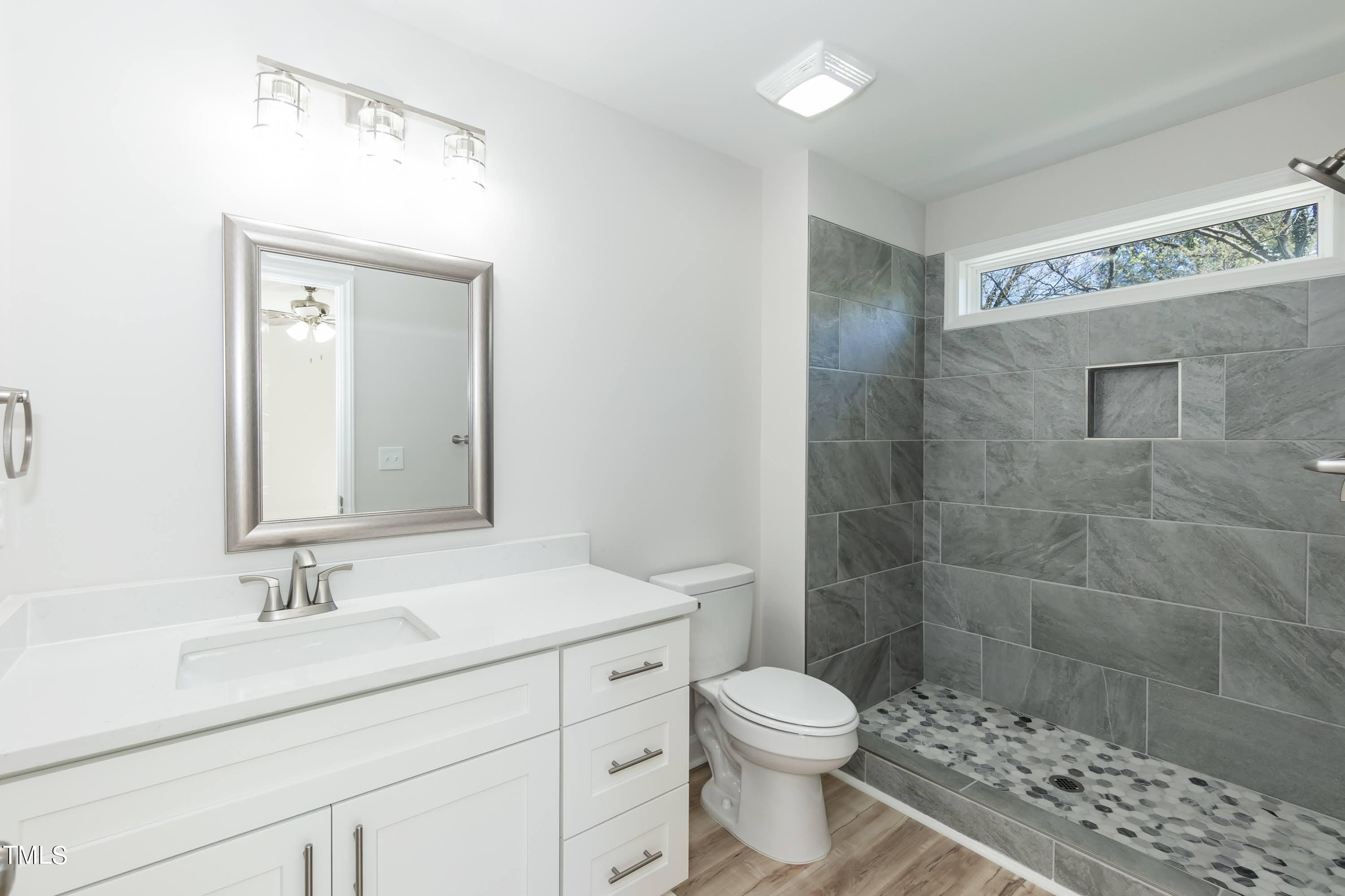 2608 Glenbrook Drive