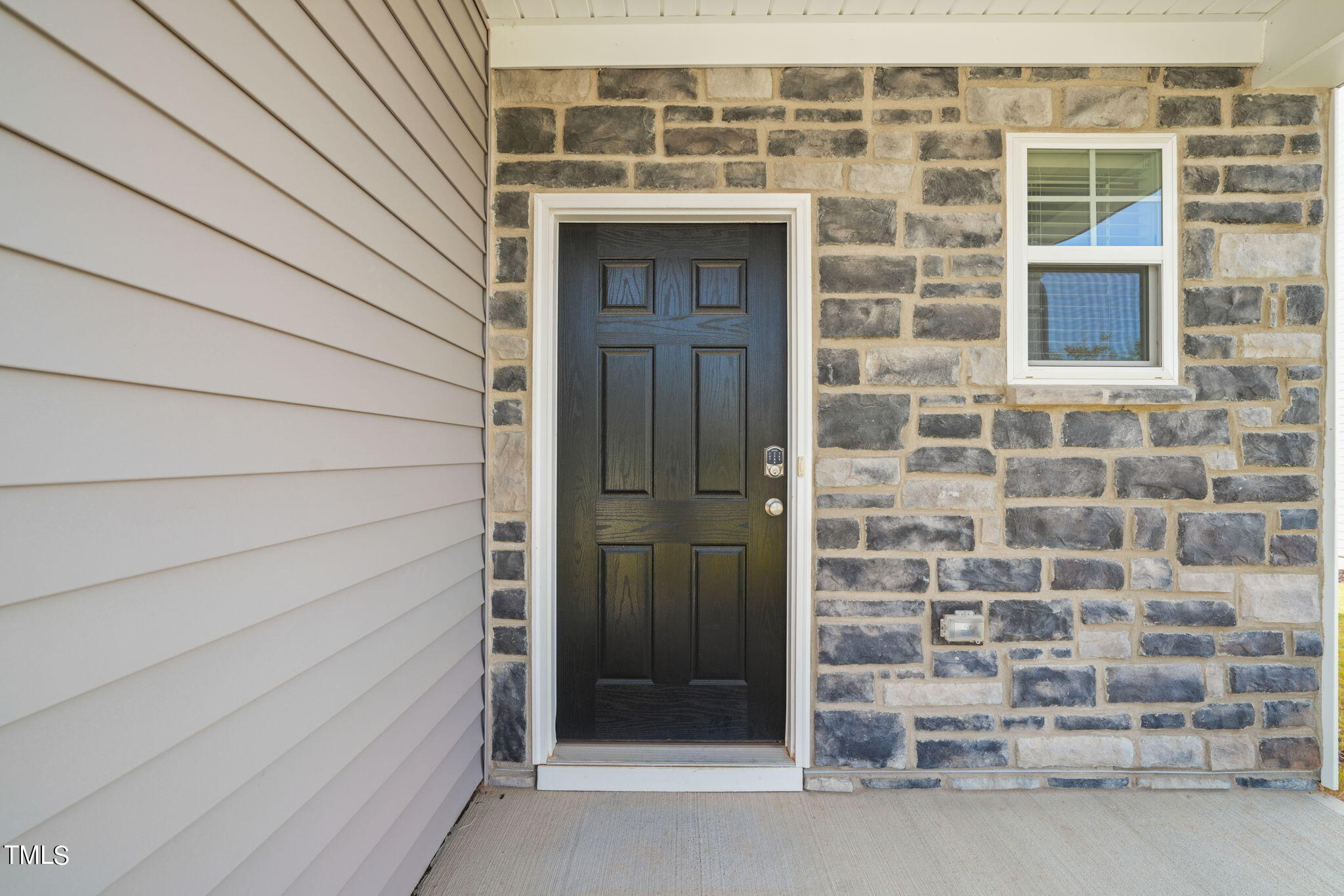 1611 Willbrook Drive