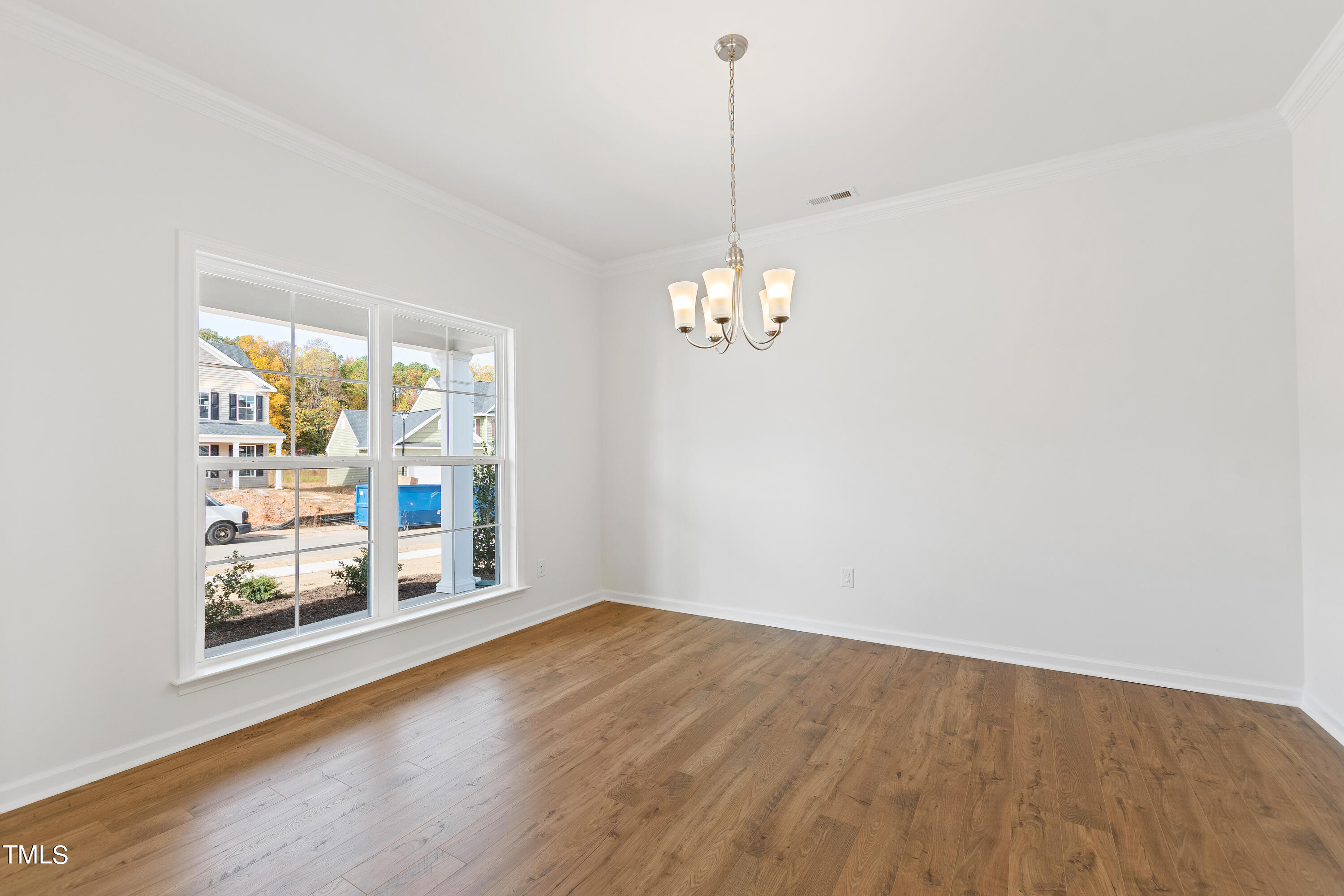 415 Oak Park Boulevard