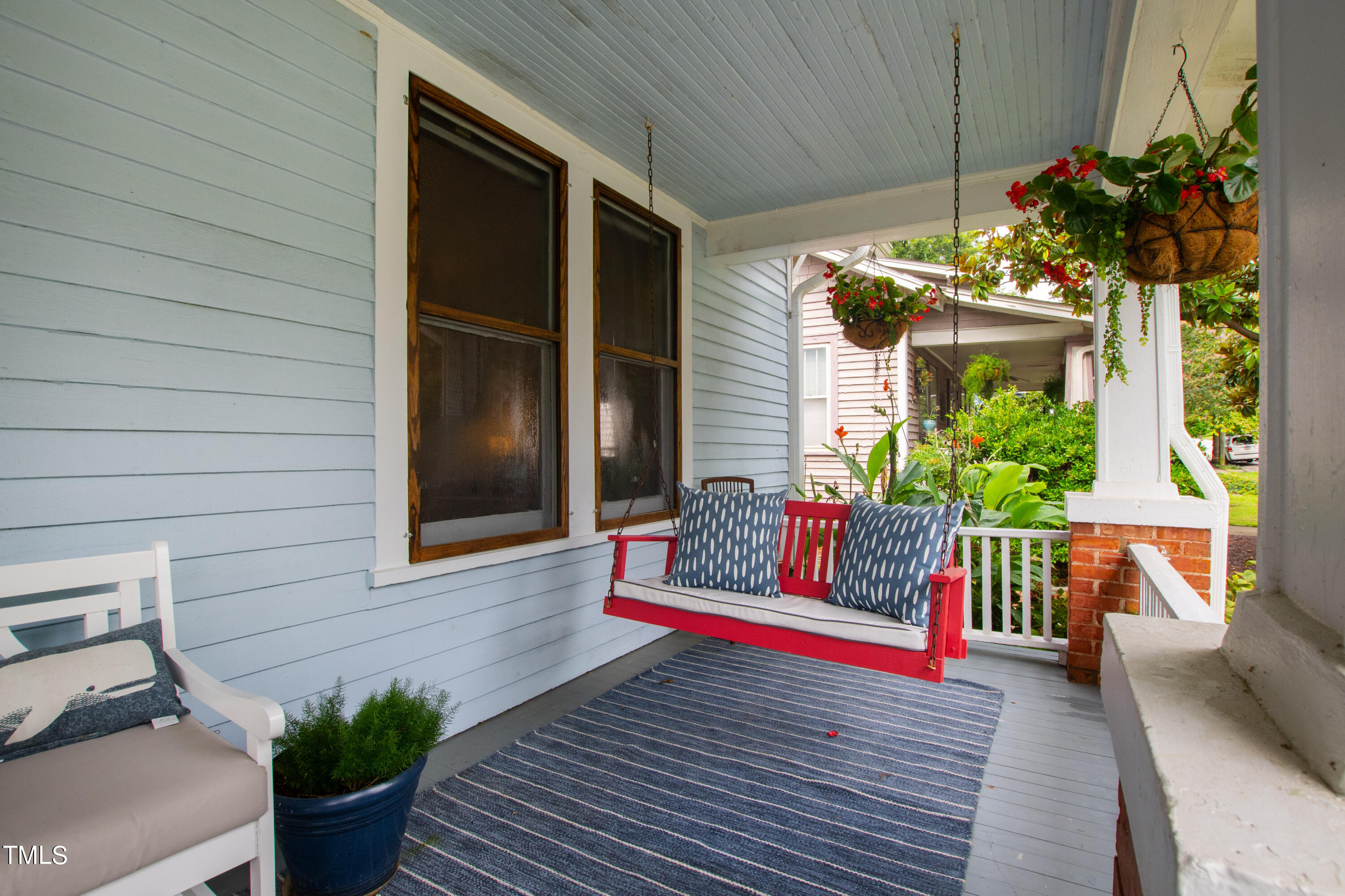 606 E Franklin Street