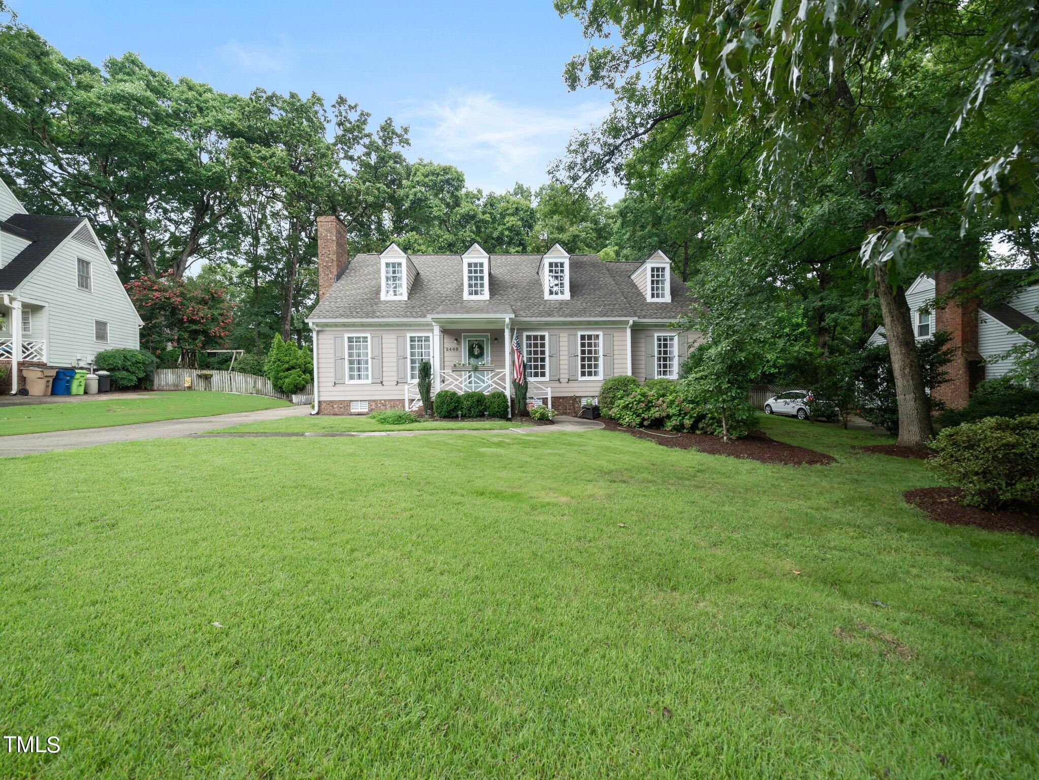 2405 Diamondhitch Trail