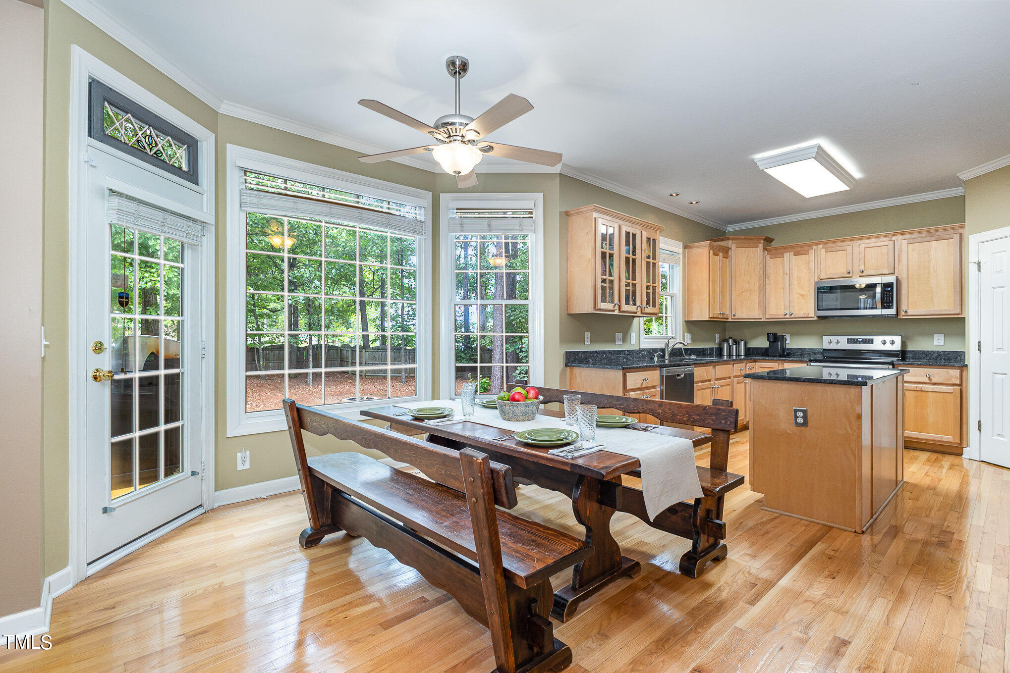100 Arlen Park Place