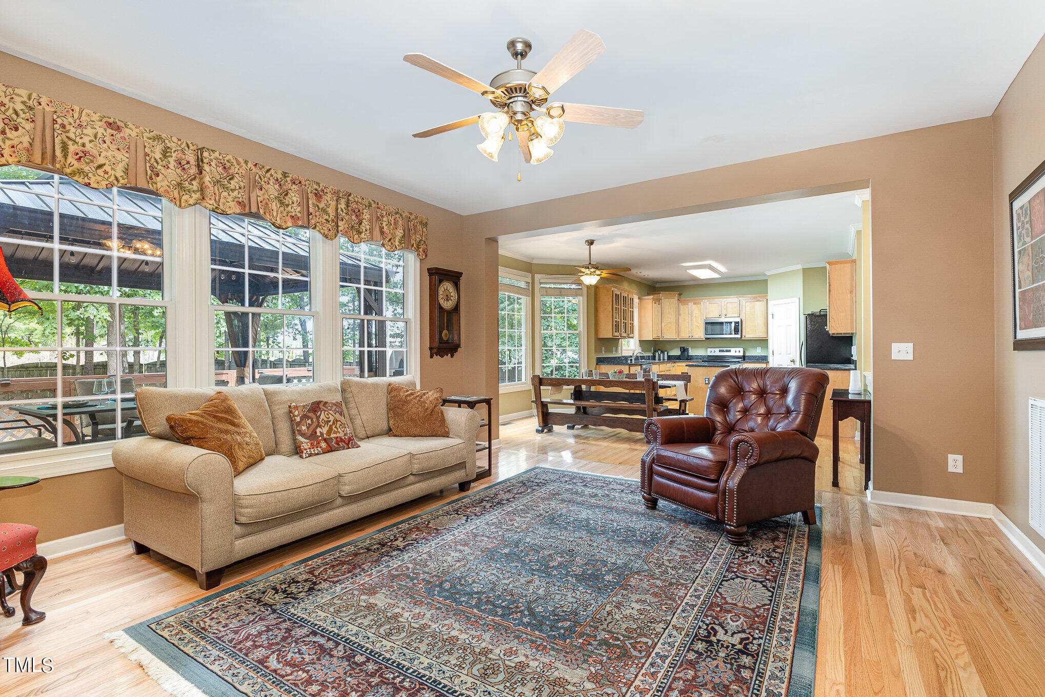 100 Arlen Park Place