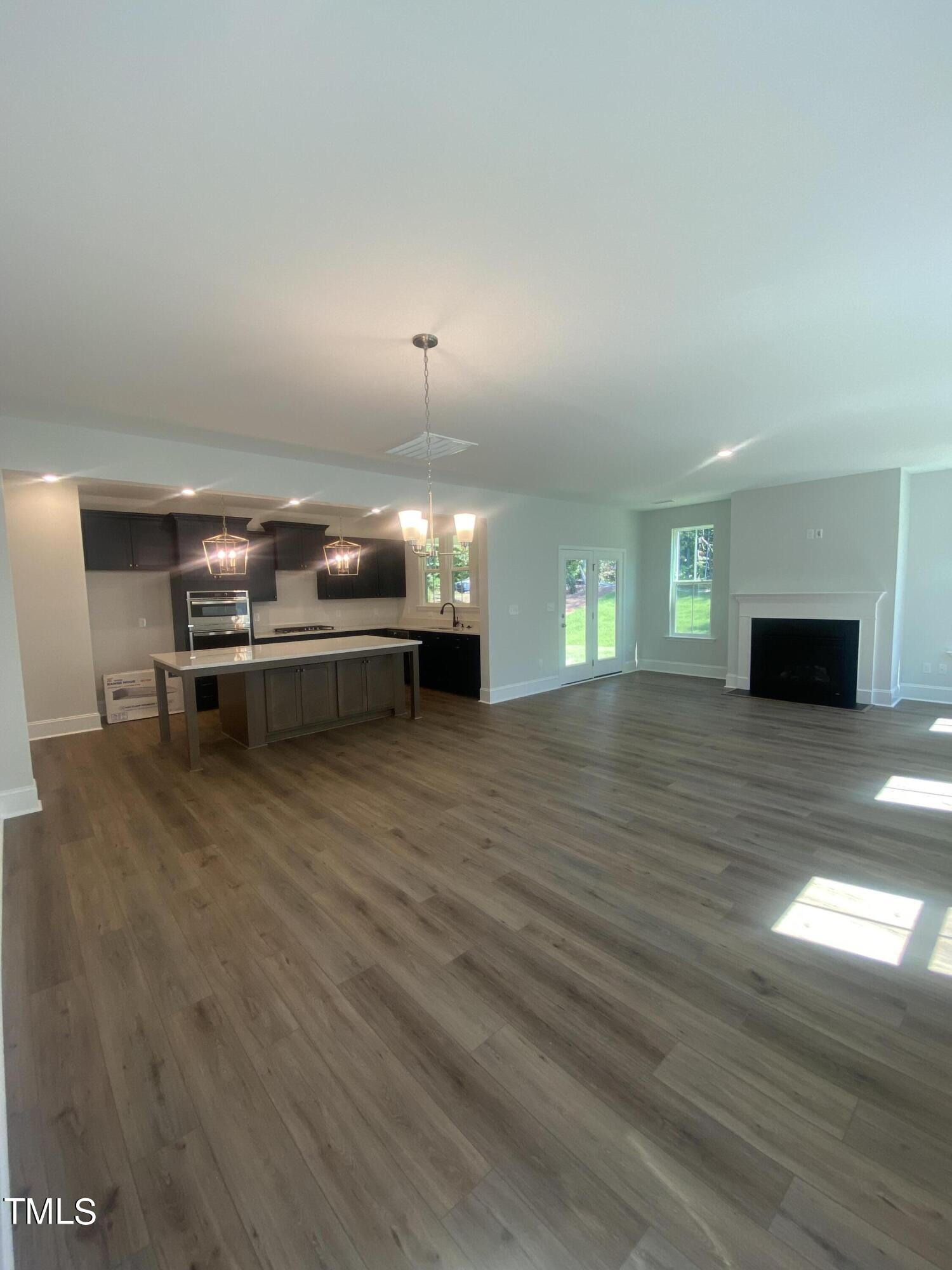 501 Old Smokehouse Drive # 403