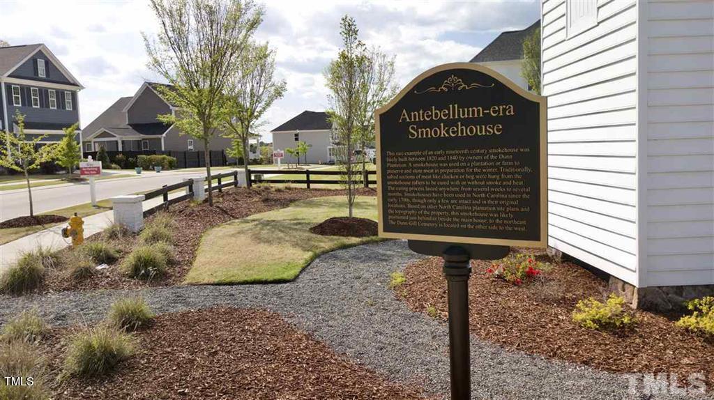 501 Old Smokehouse Drive # 403
