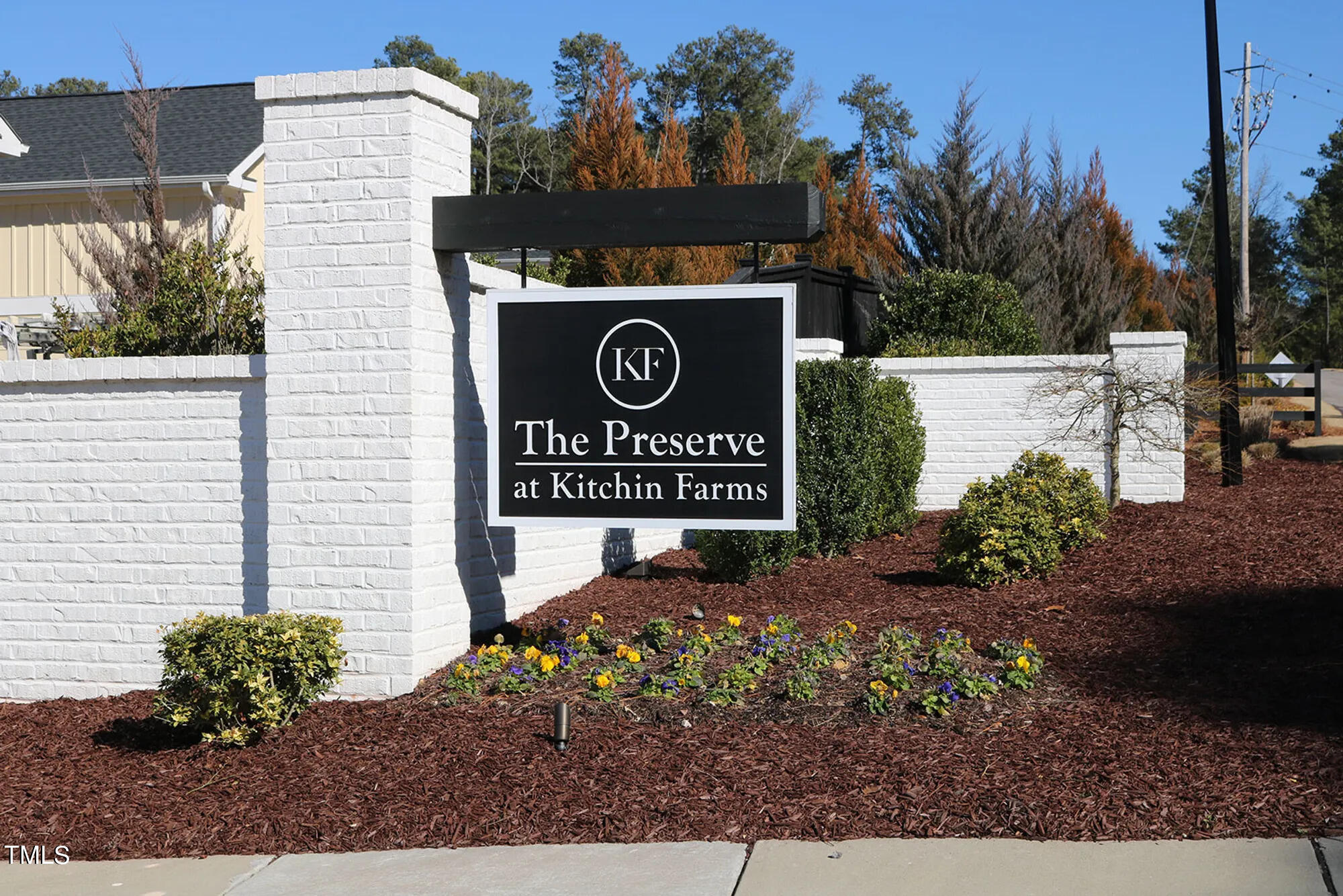 501 Old Smokehouse Drive # 403