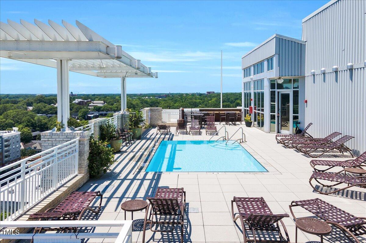 400 W North Street # 1602