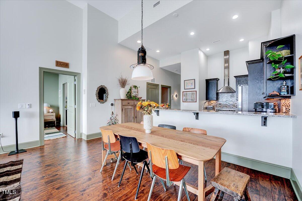 400 W North Street # 1602
